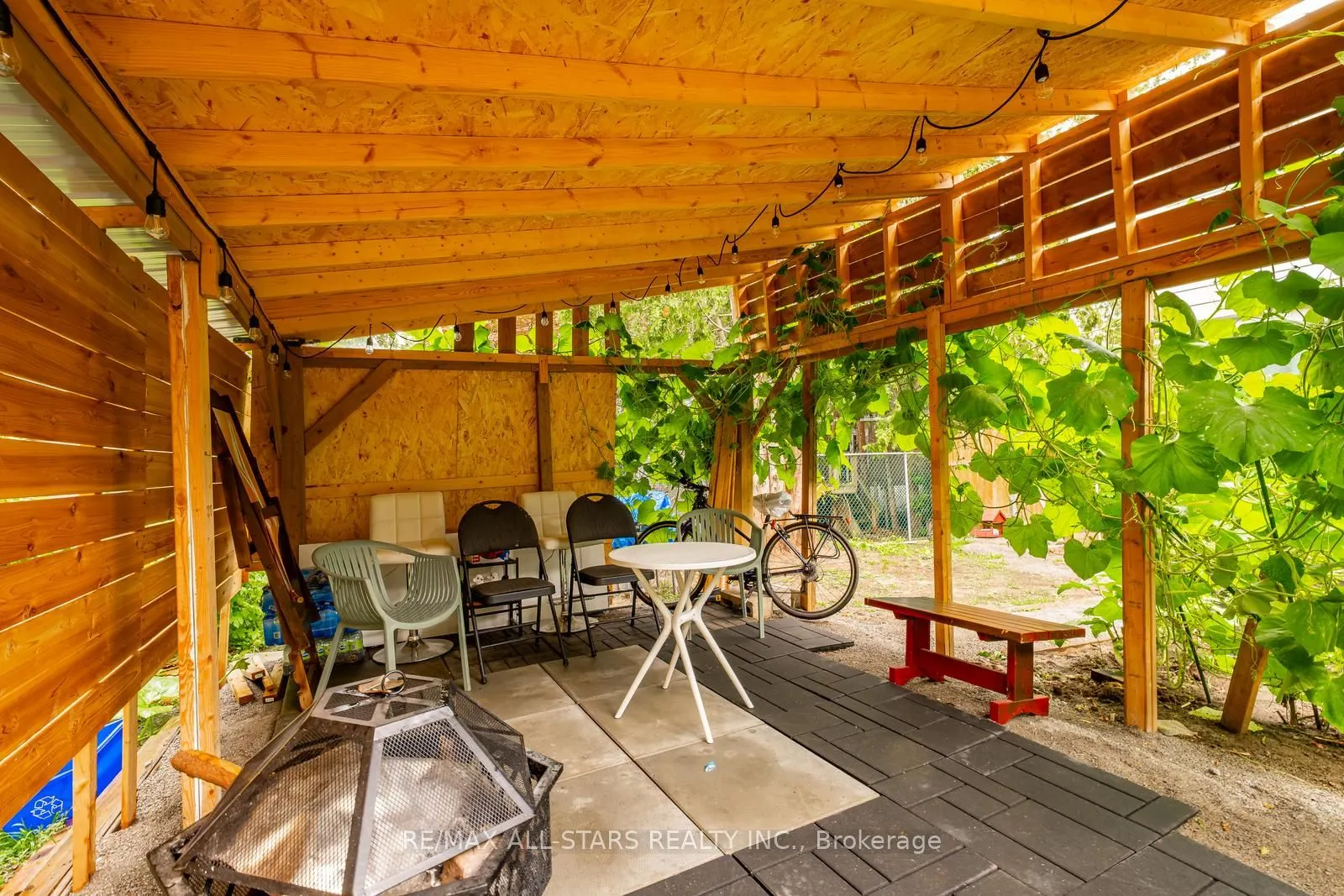 520 Elm Road
