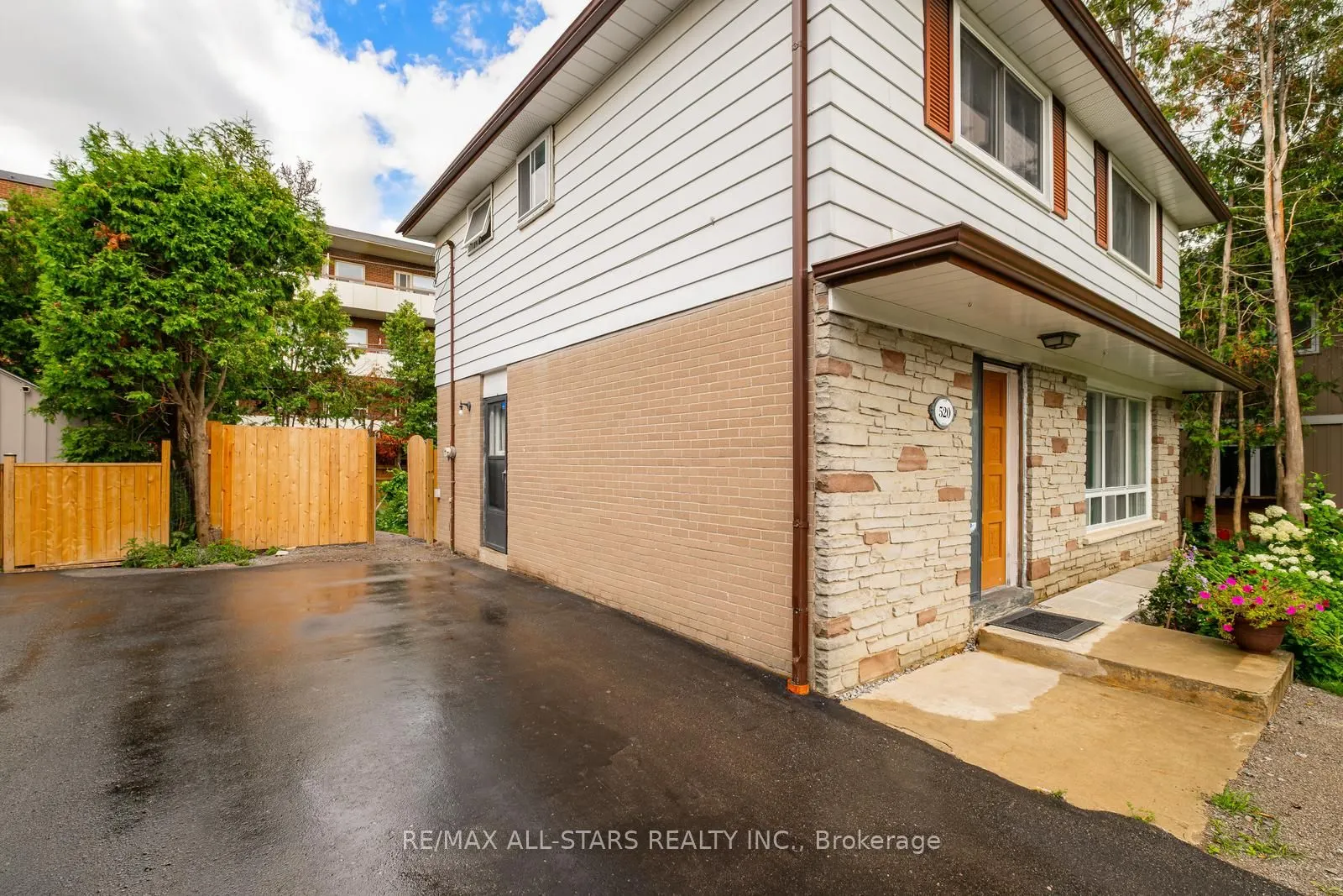520 Elm Road