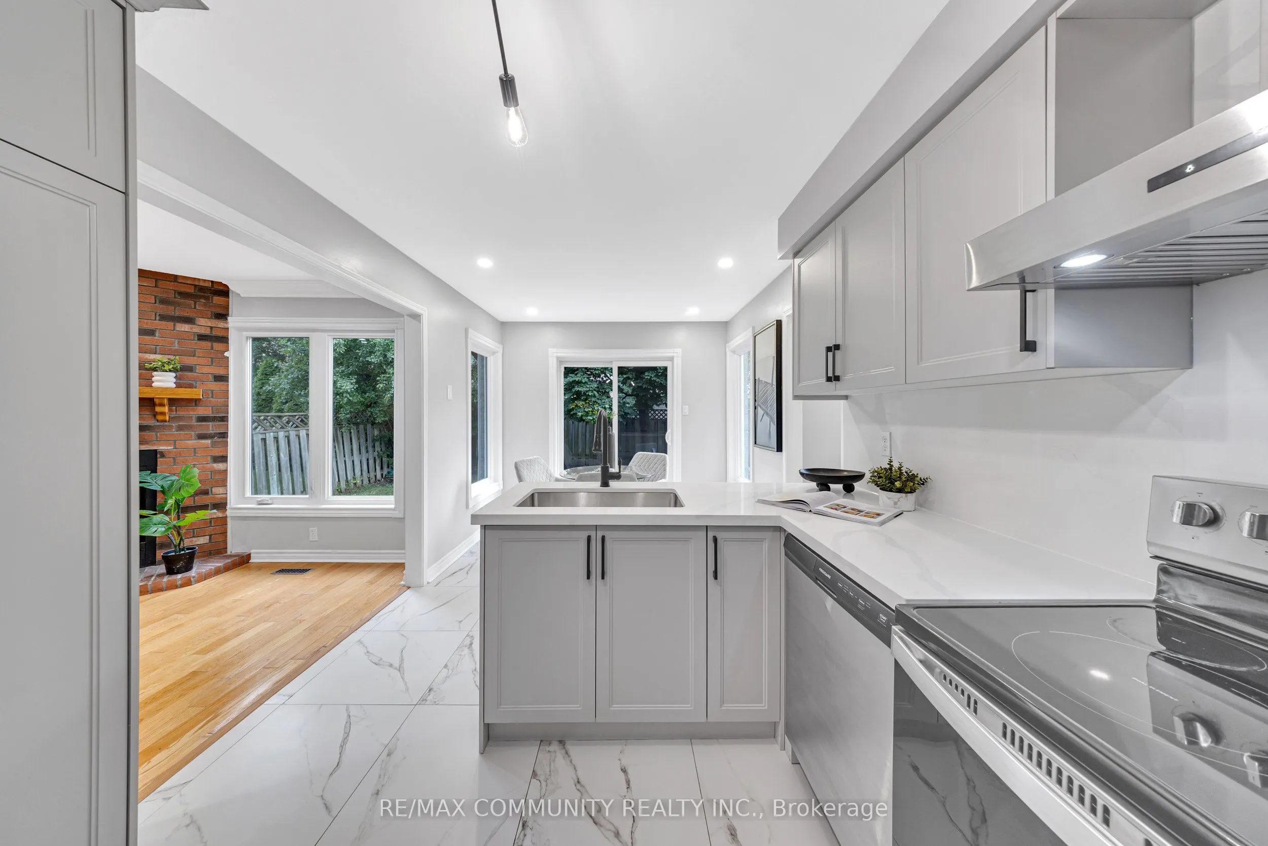 71 Nightstar Drive