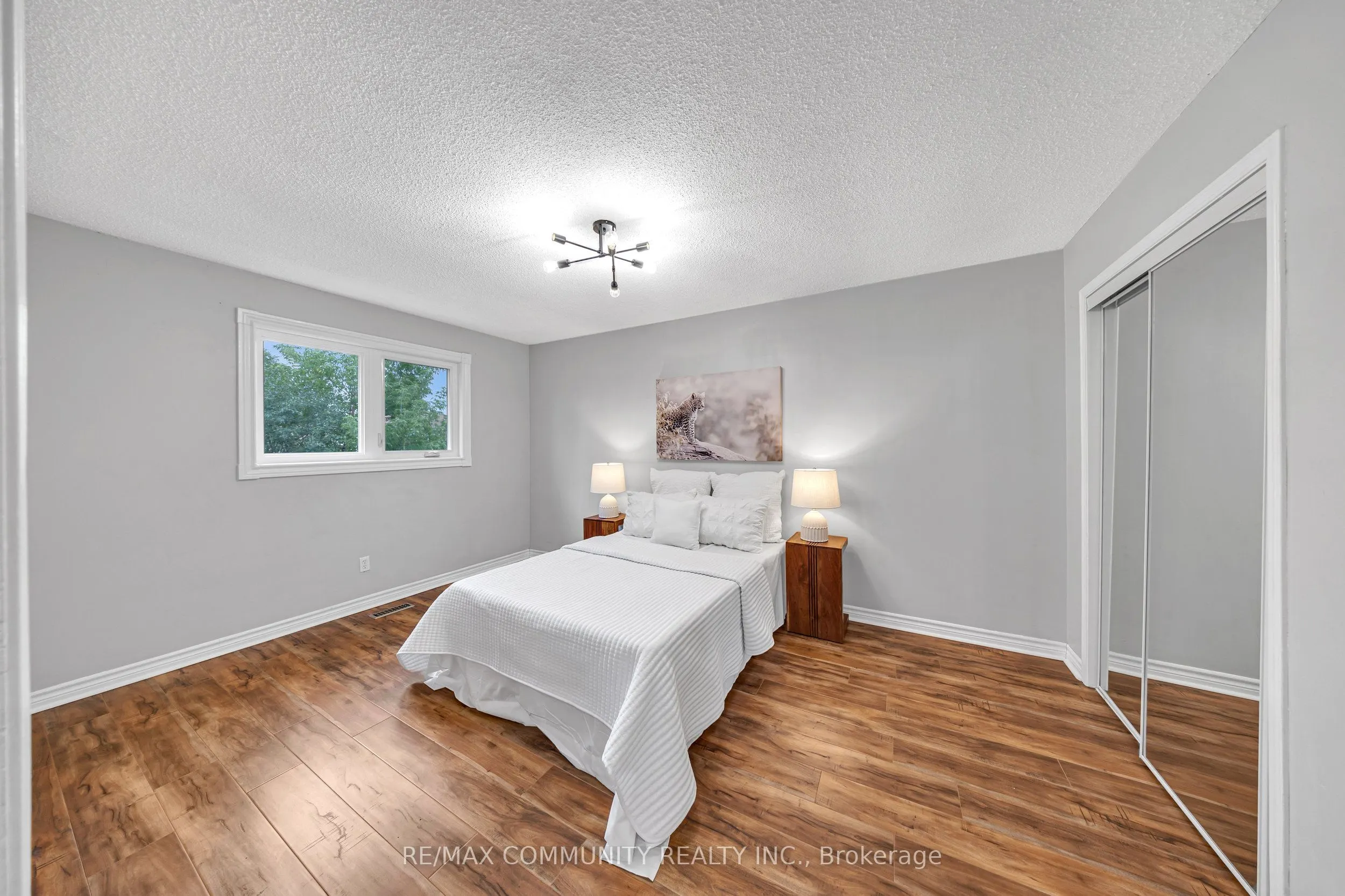 71 Nightstar Drive