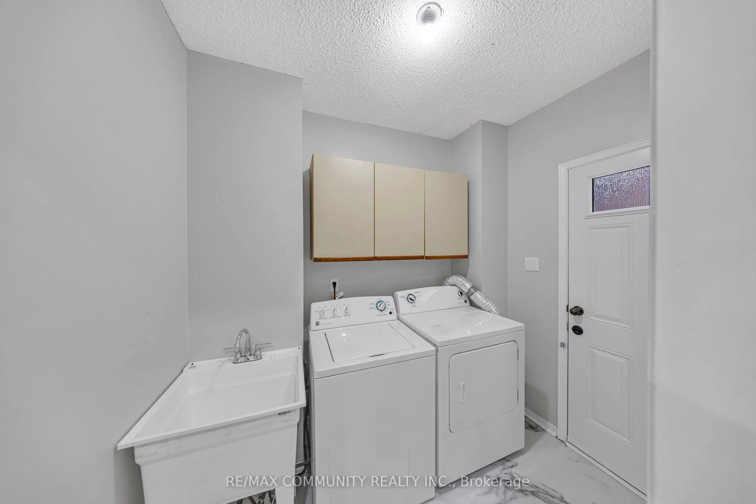 71 Nightstar Drive