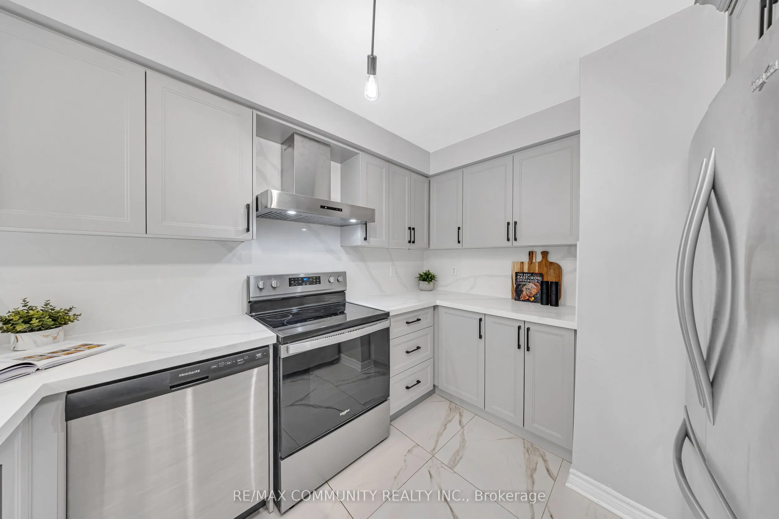 71 Nightstar Drive