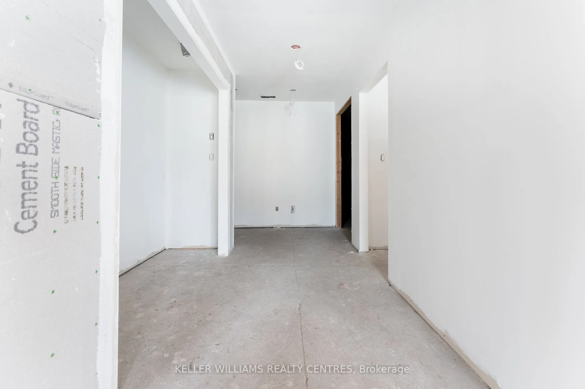 138 Sandiford Drive, #4