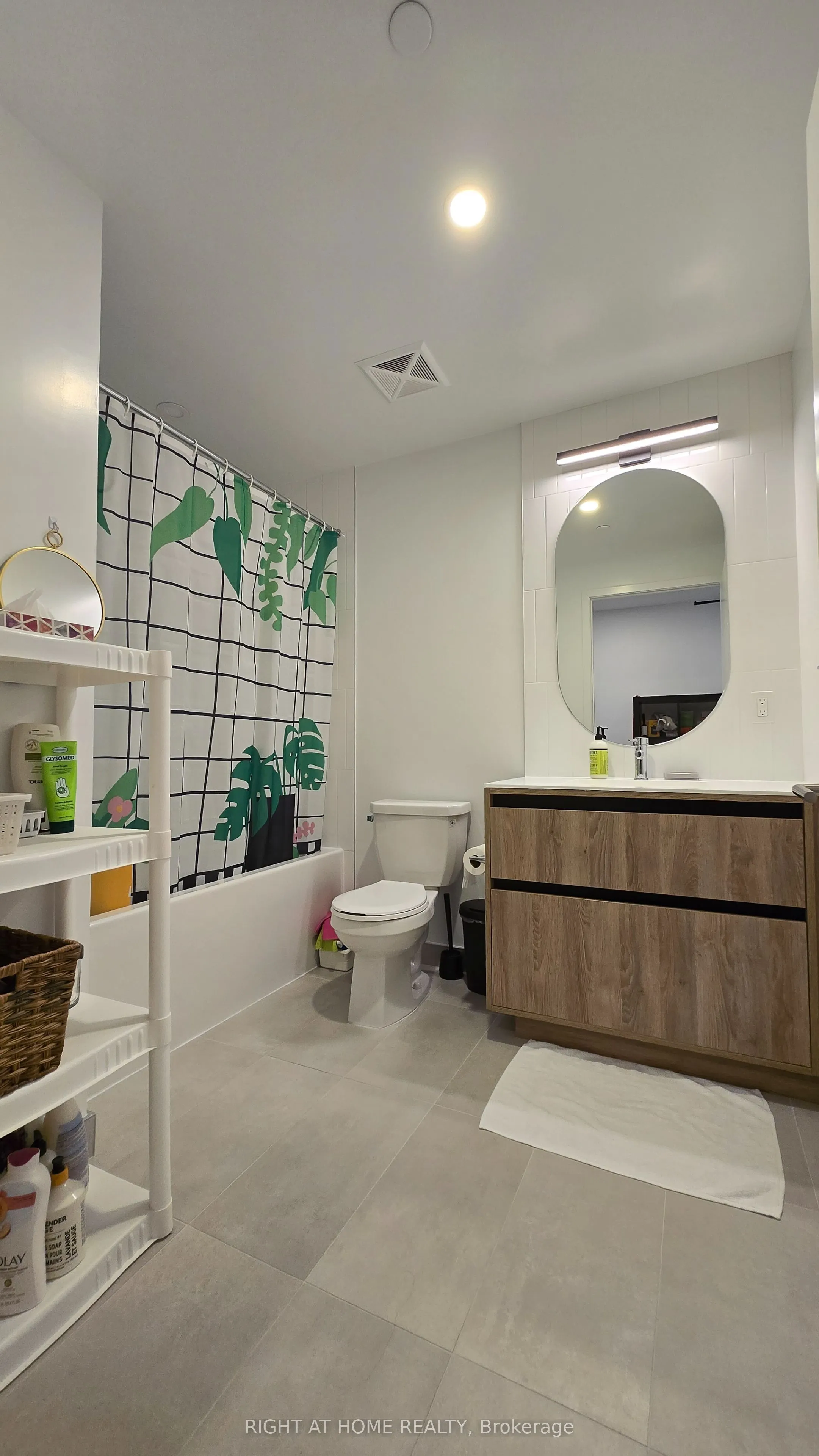 7950 Bathurst Street, #1008