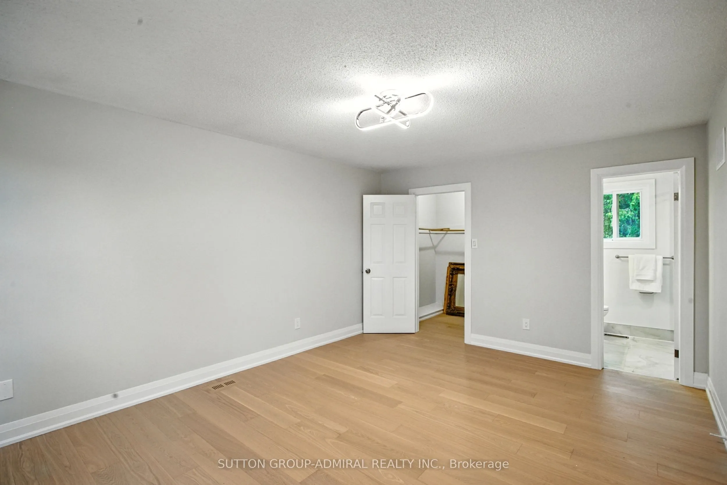 14 Willowbrook Road