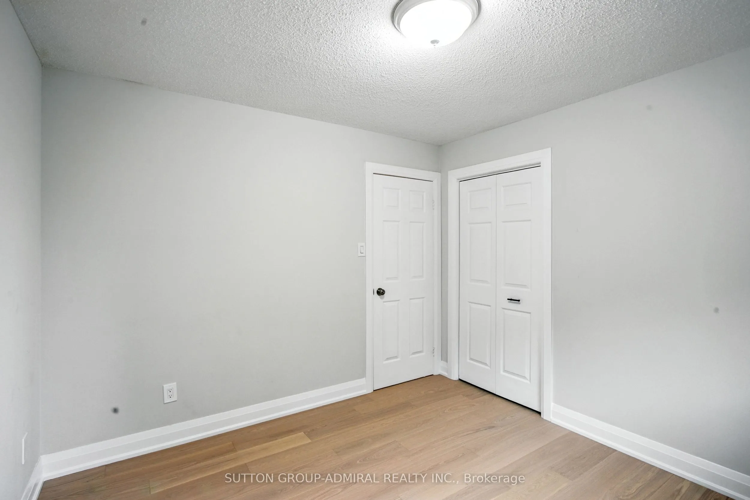 14 Willowbrook Road