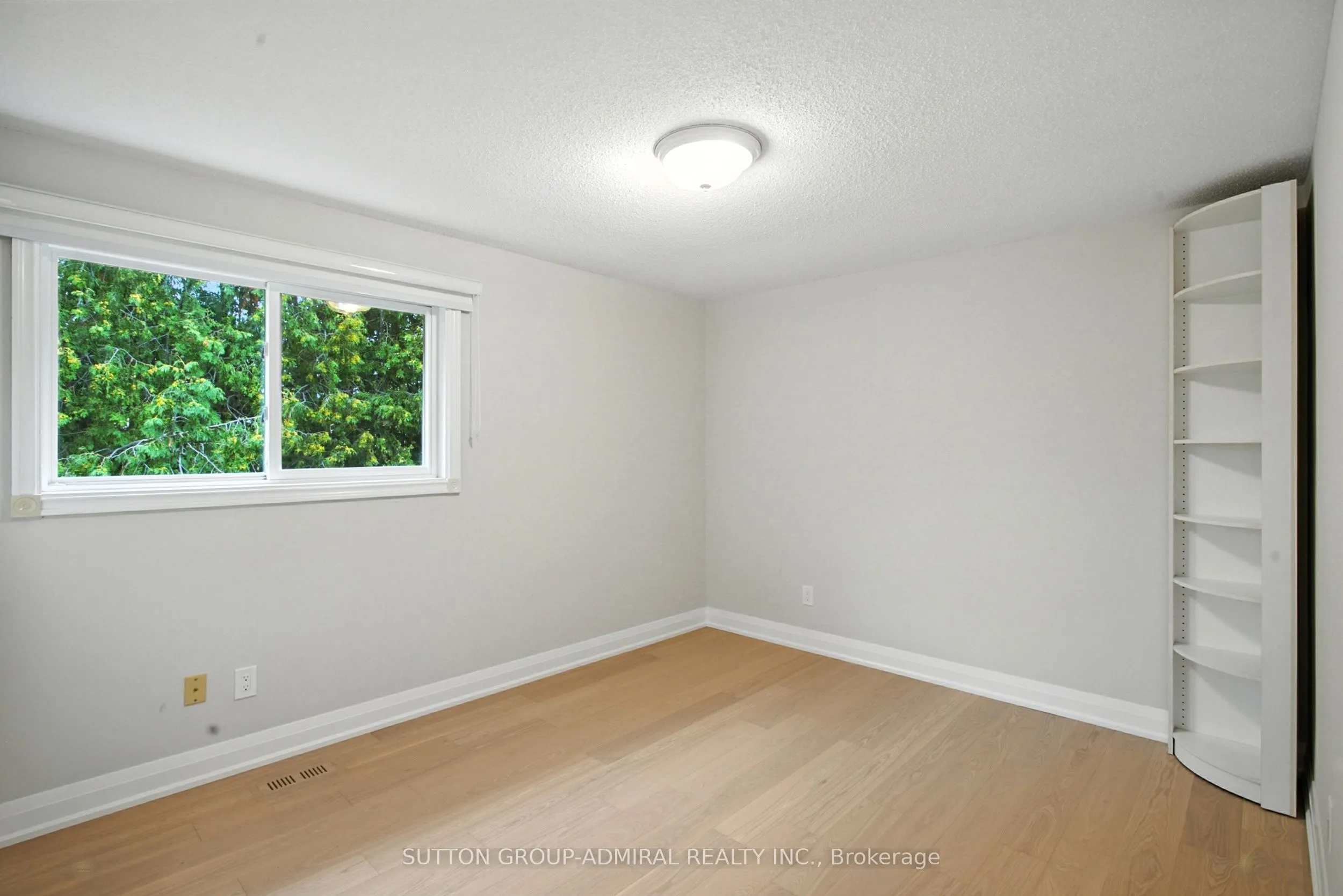 14 Willowbrook Road