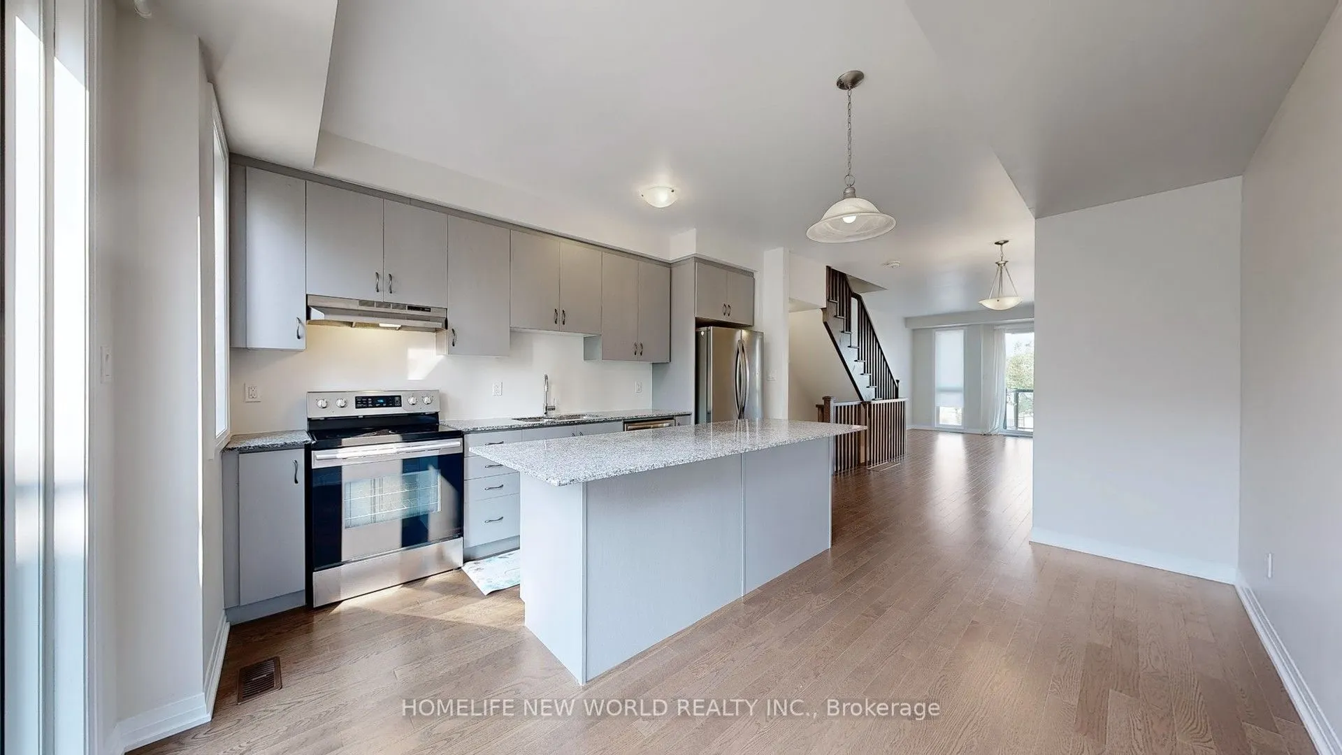 1697 Bur Oak Avenue, #32