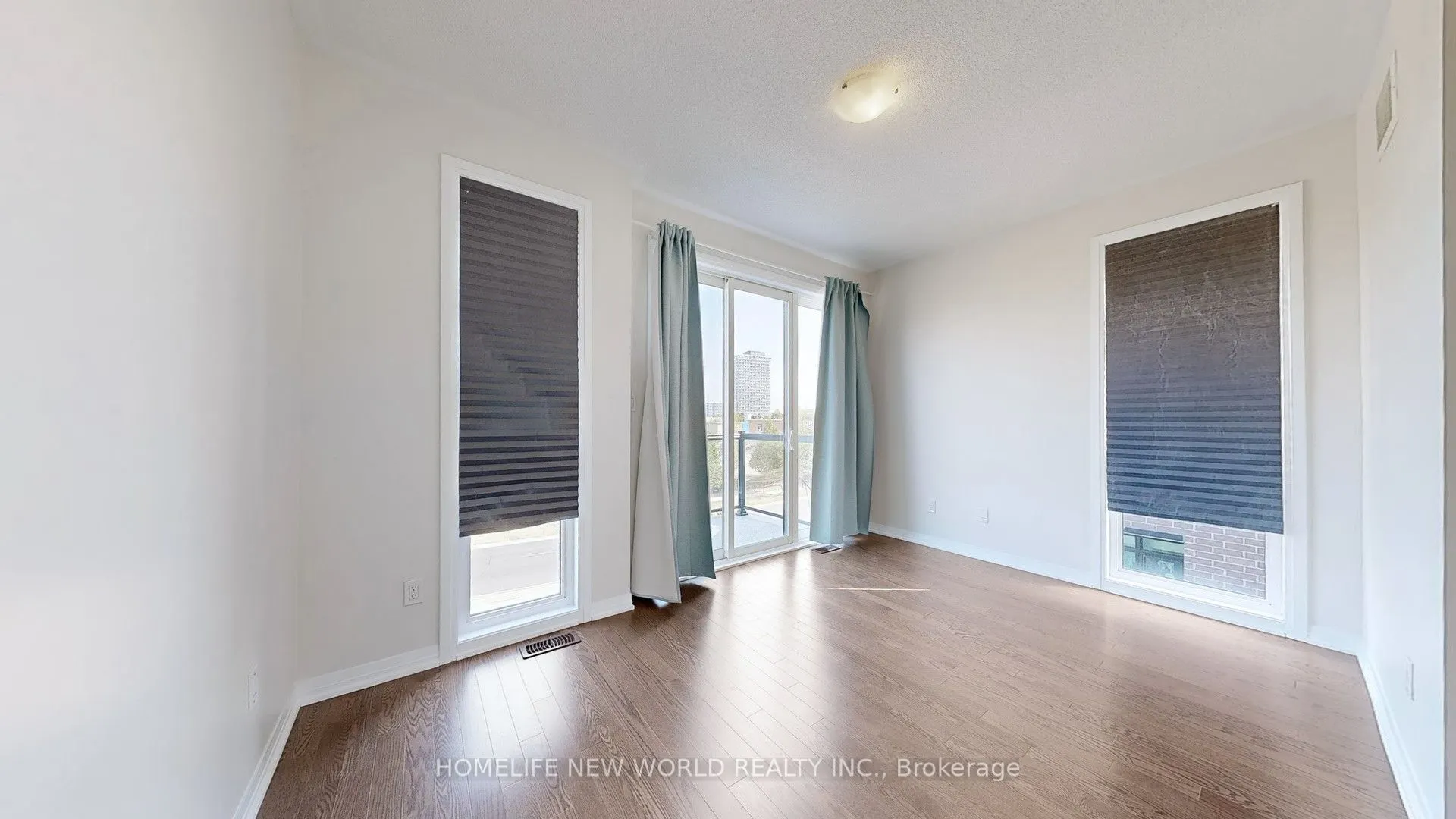1697 Bur Oak Avenue, #32