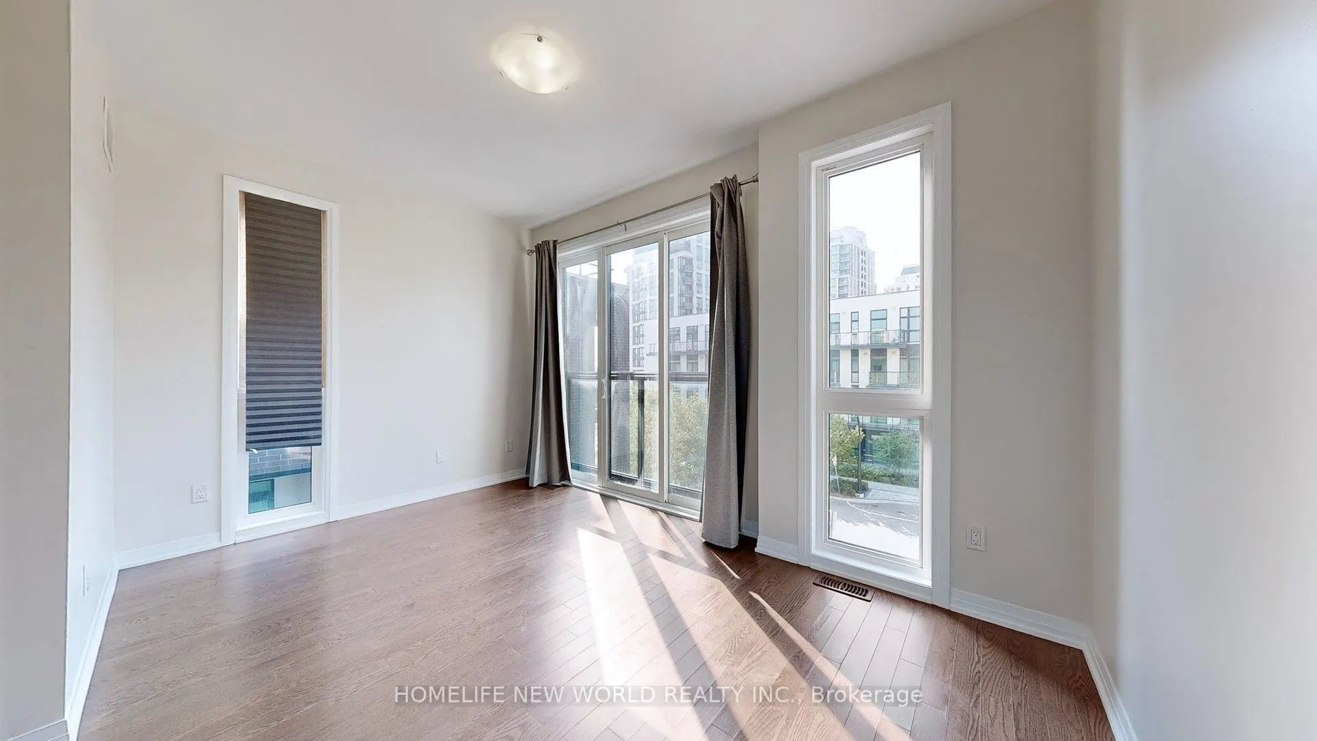 1697 Bur Oak Avenue, #32