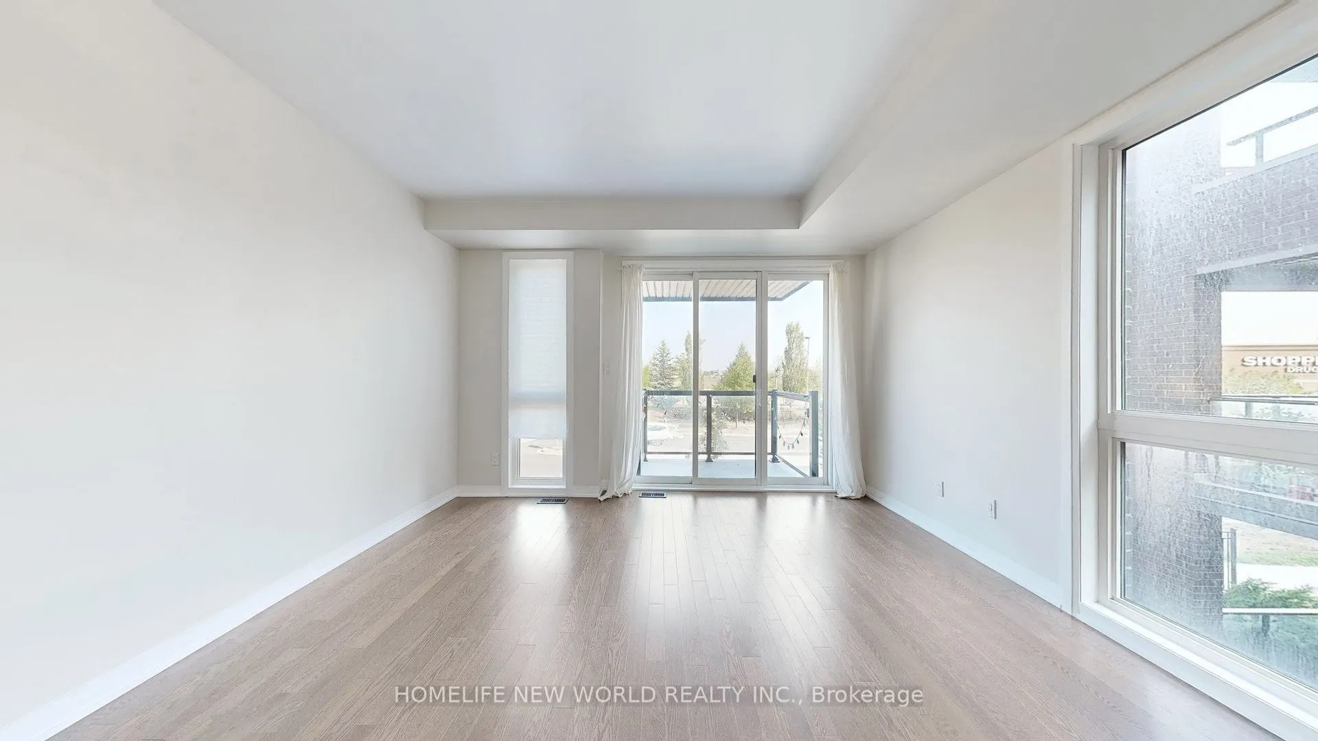 1697 Bur Oak Avenue, #32