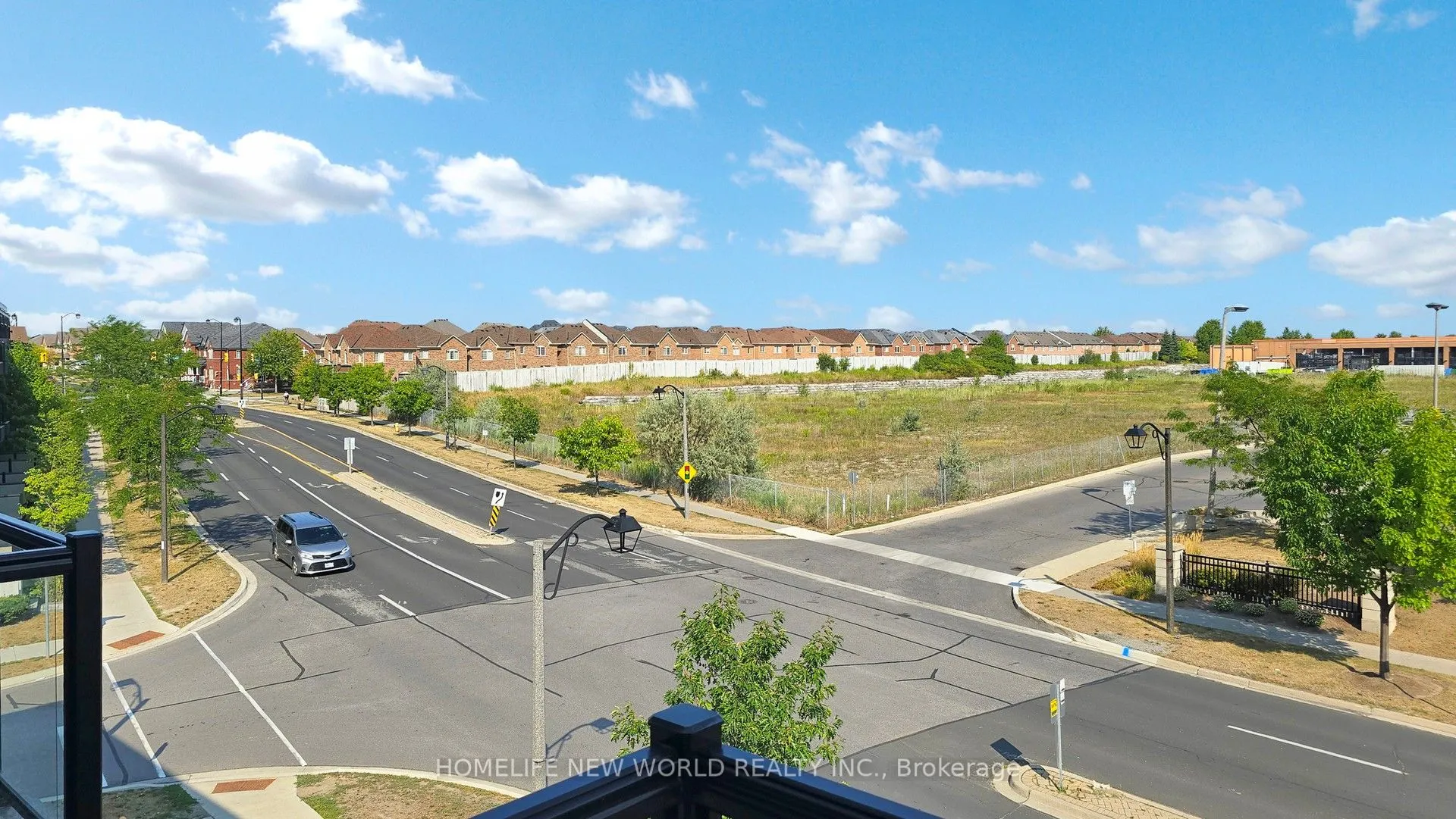 1697 Bur Oak Avenue, #32