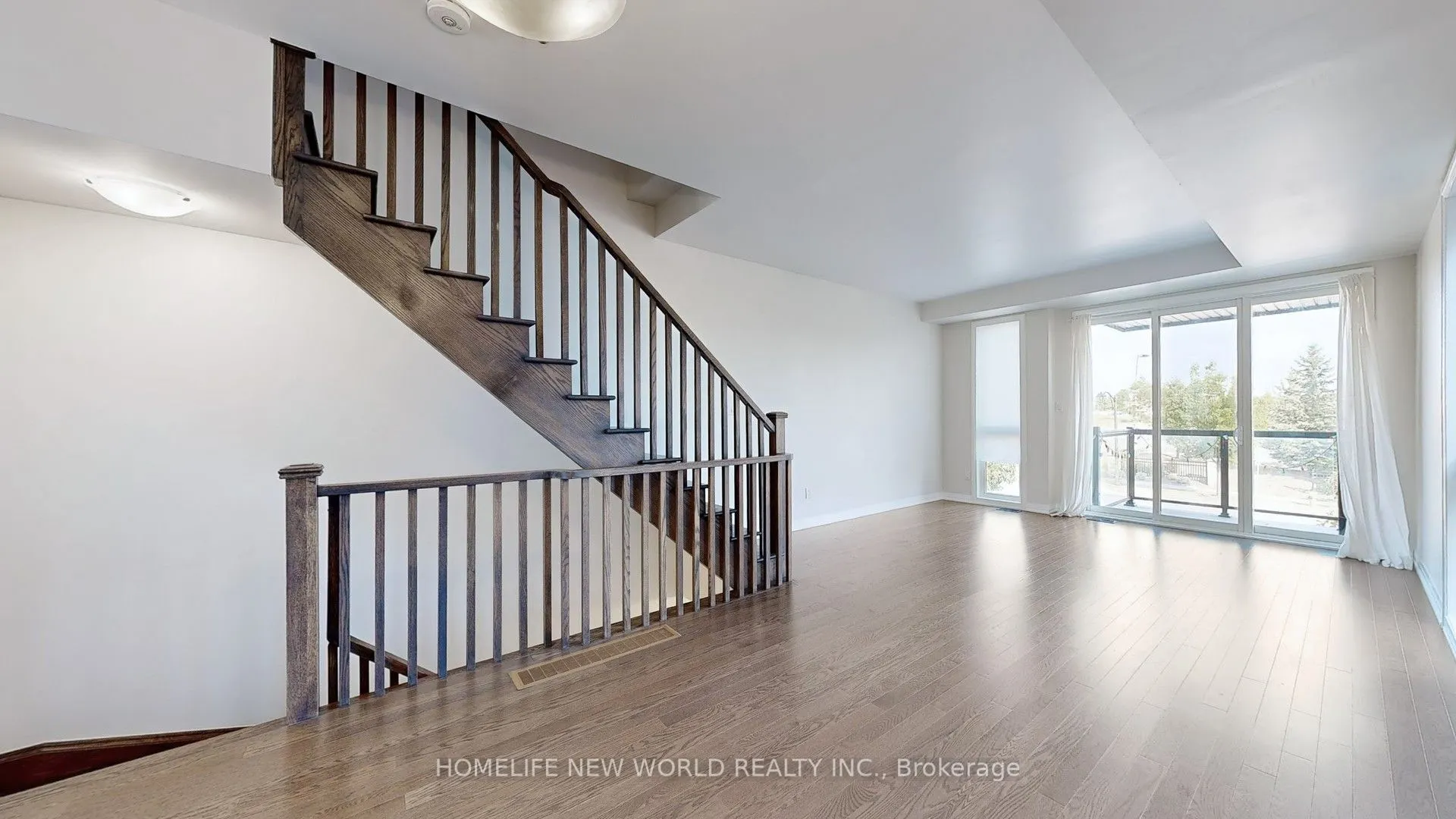 1697 Bur Oak Avenue, #32