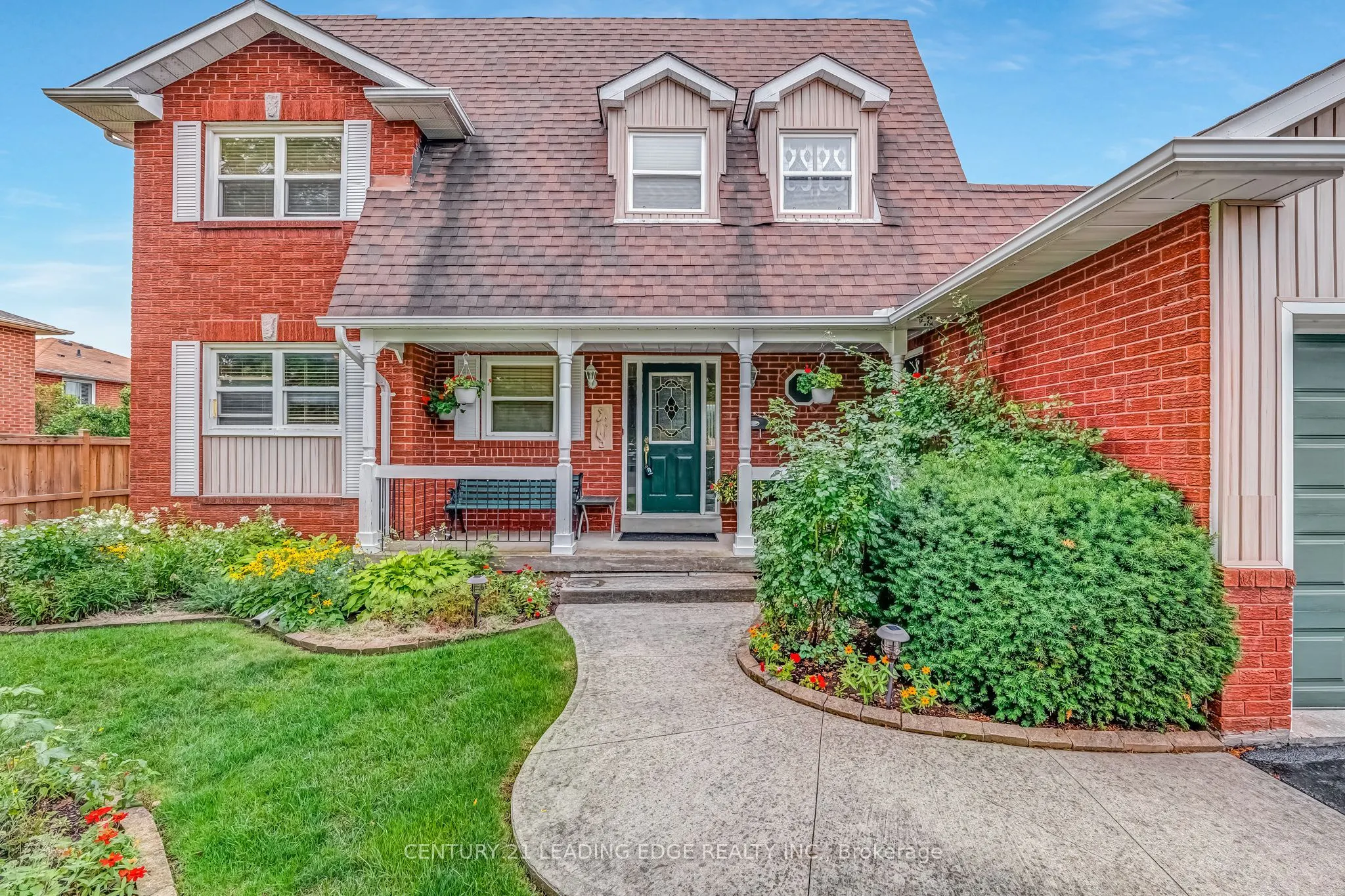 12 Flint Crescent
