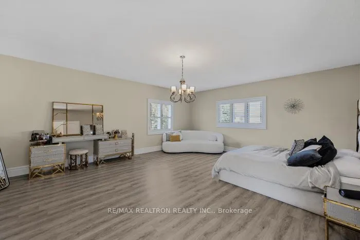 124 Boake Trail