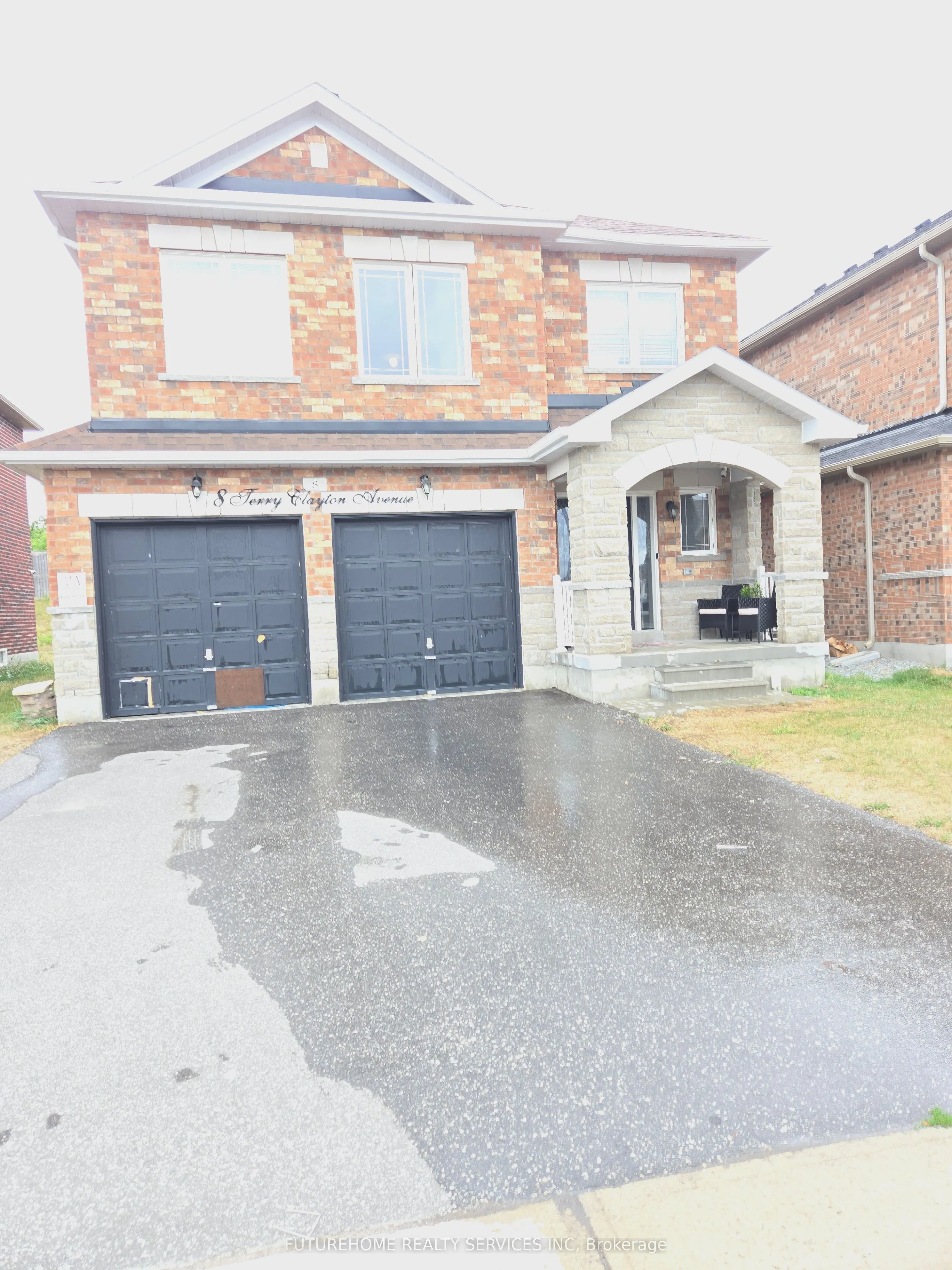 8 Terry Clayton Avenue