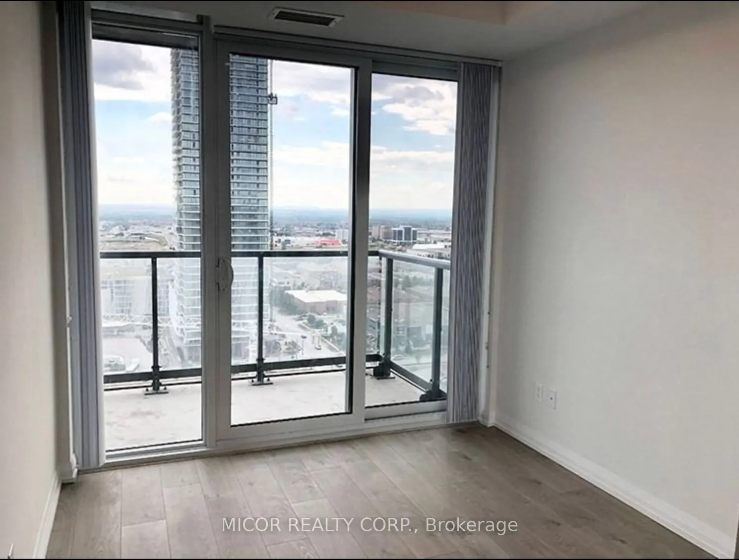 7895 Jane Street, #2208