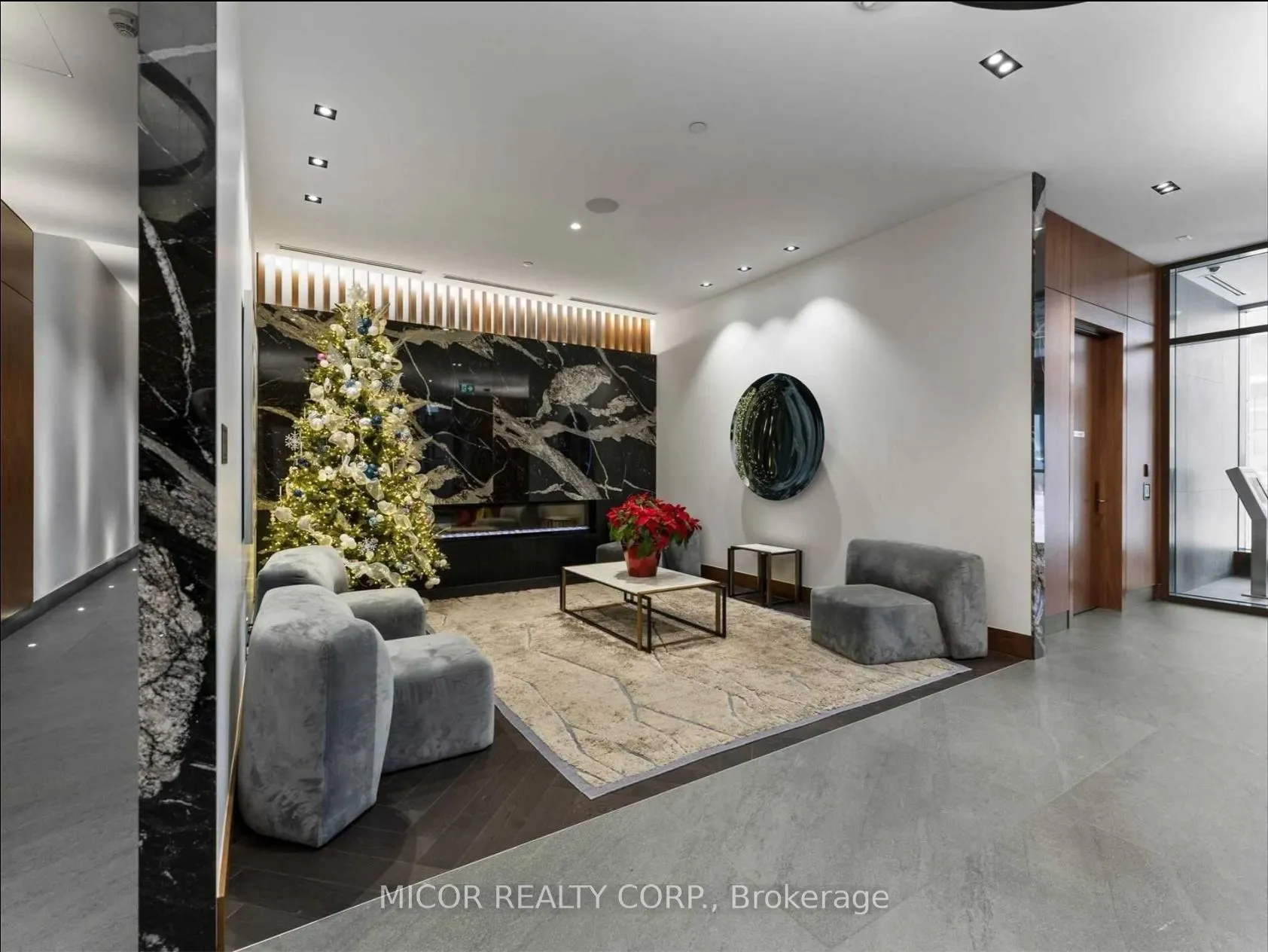 7895 Jane Street, #2208