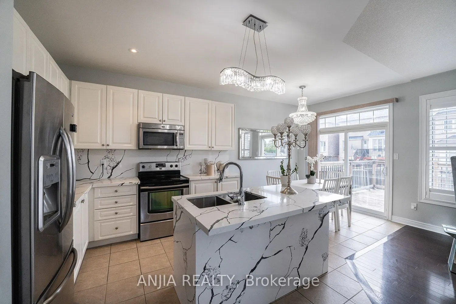 68 Lucida Court