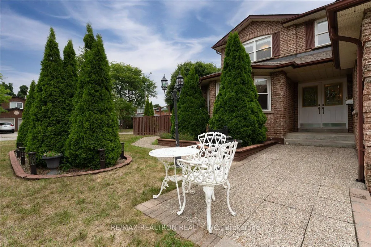 151 Lyndhurst Drive