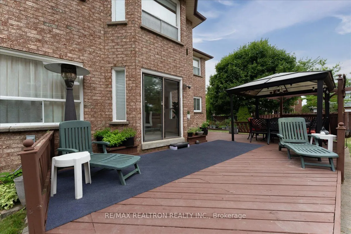 151 Lyndhurst Drive