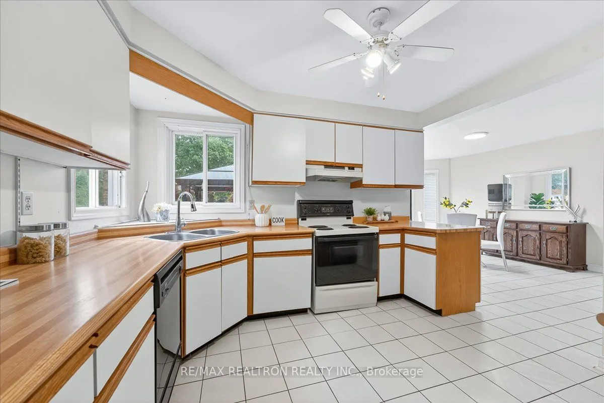 151 Lyndhurst Drive