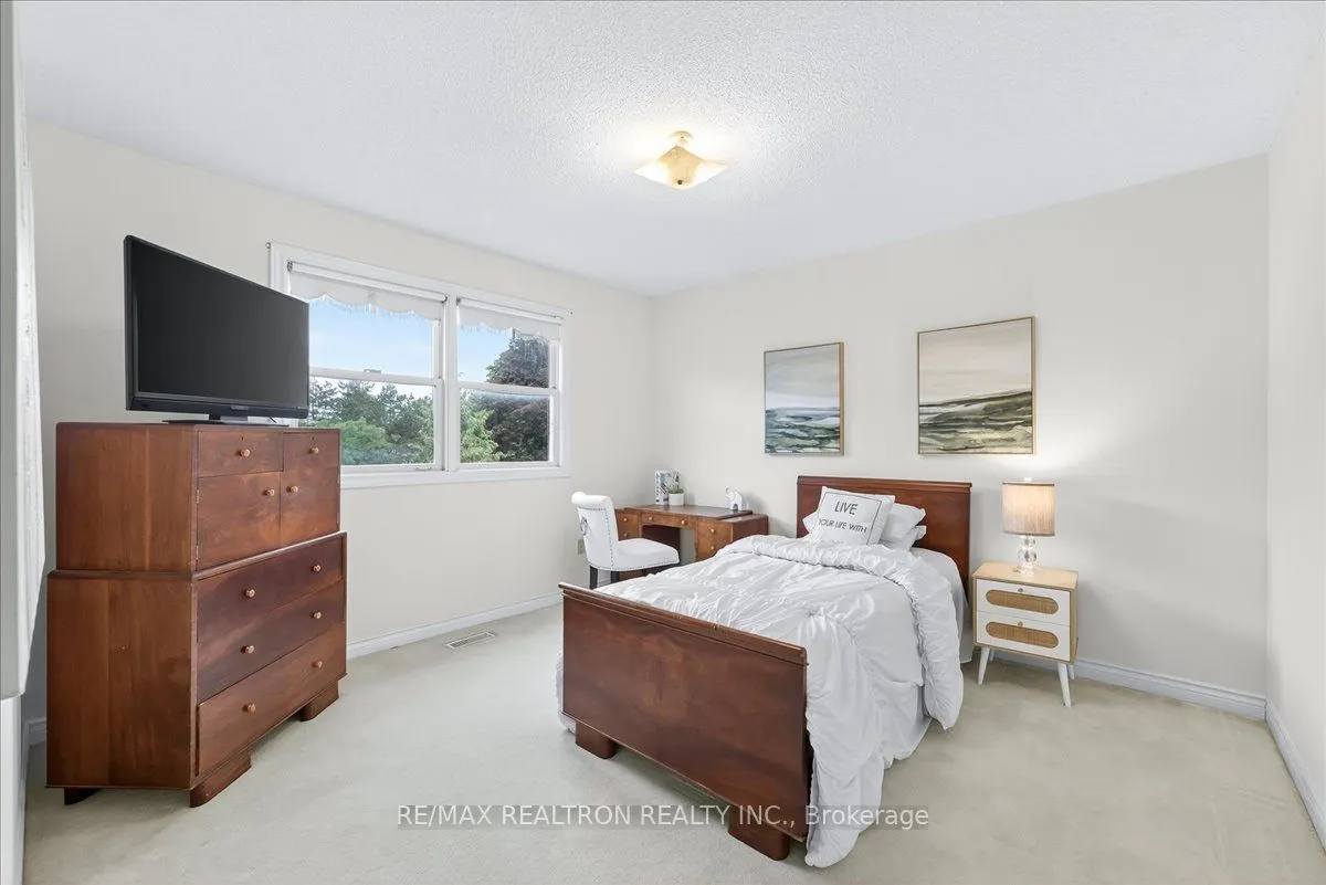 151 Lyndhurst Drive