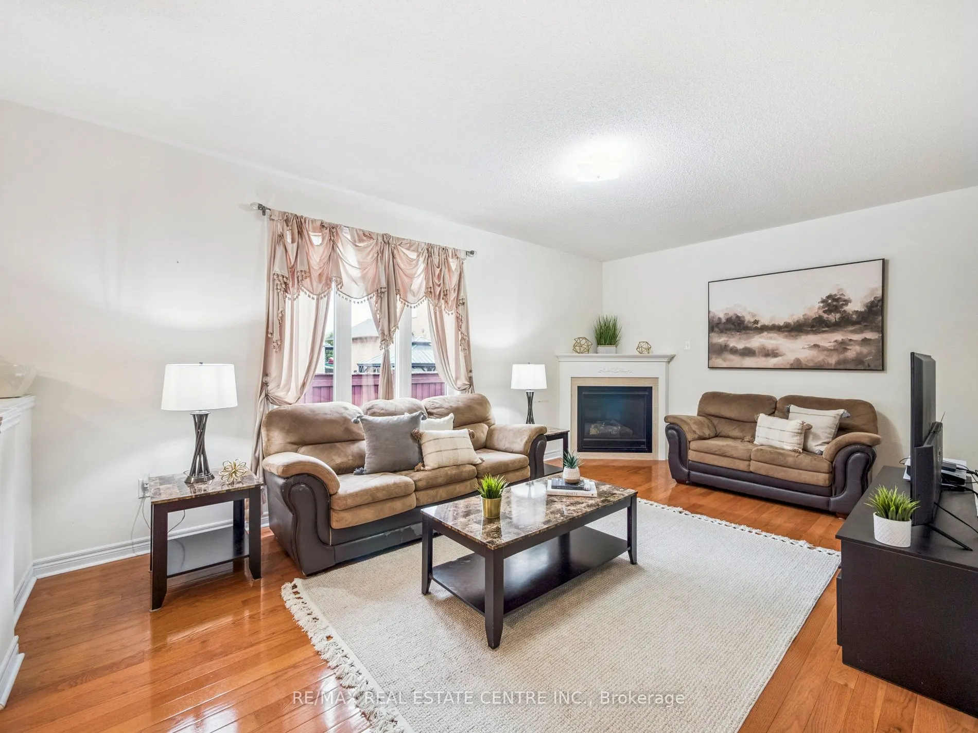 236 St Urbain Drive