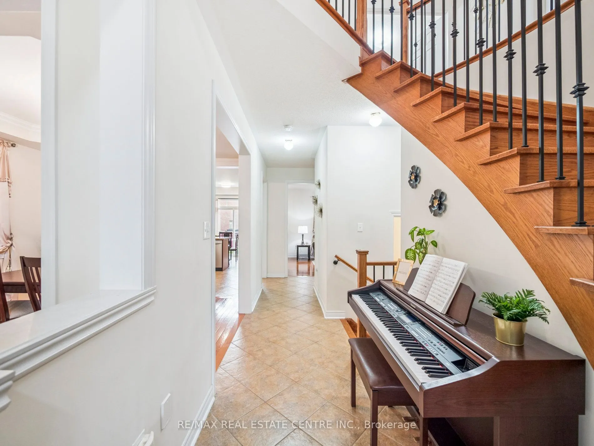 236 St Urbain Drive