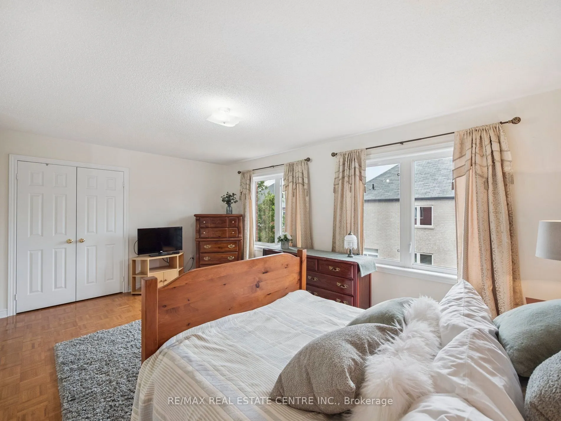 236 St Urbain Drive