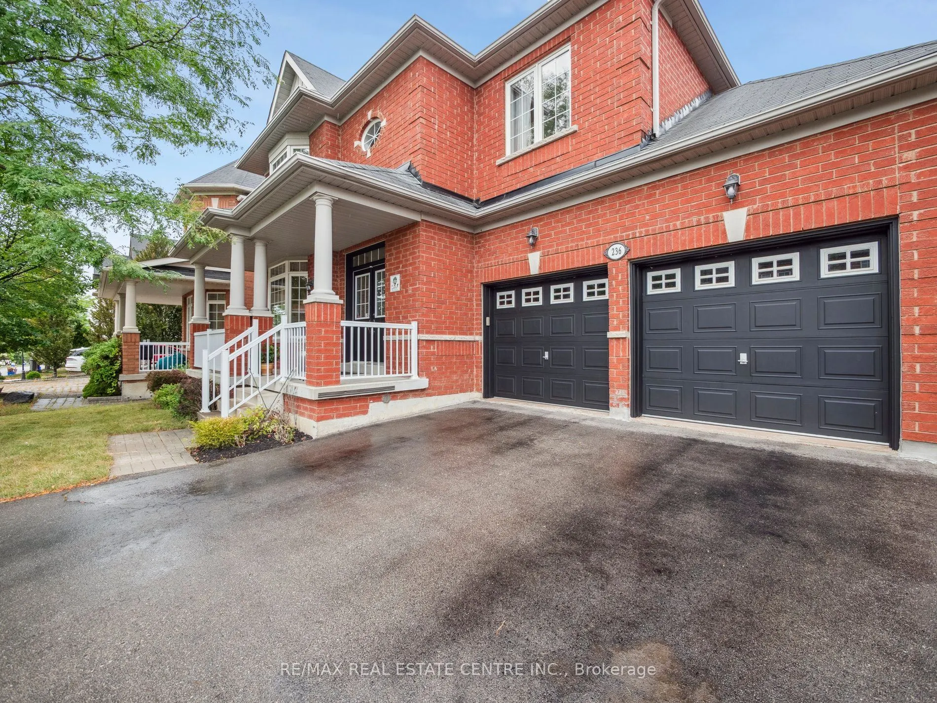 236 St Urbain Drive