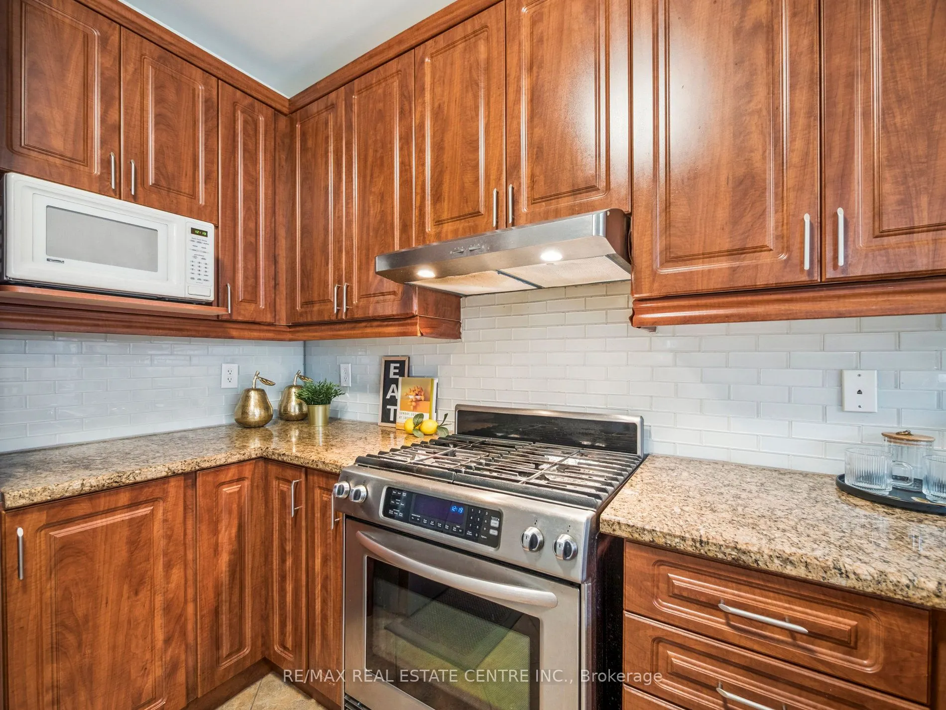 236 St Urbain Drive