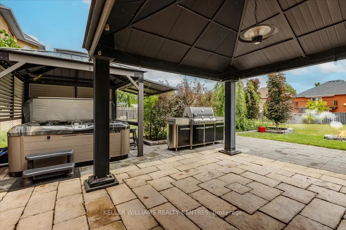 63 Kerfoot Crescent