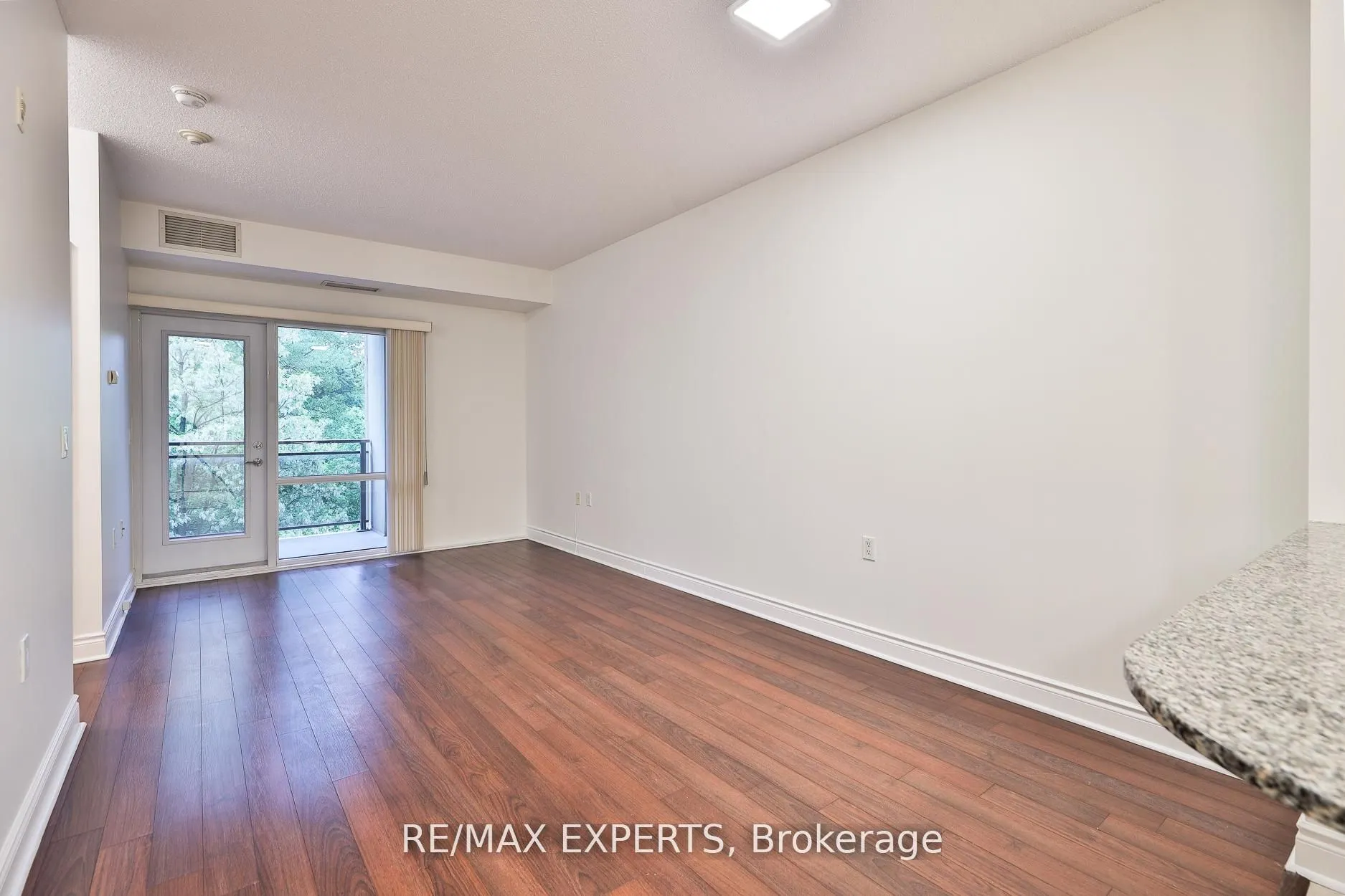 8201 Islington Avenue, #319