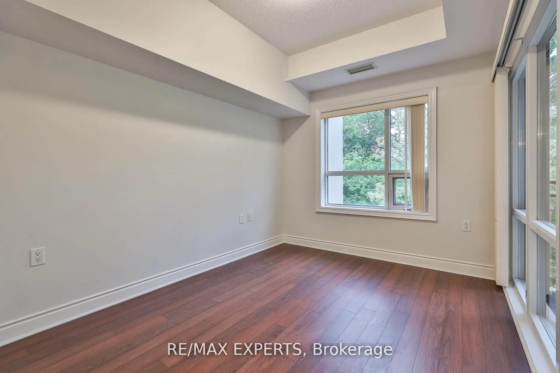 8201 Islington Avenue, #319