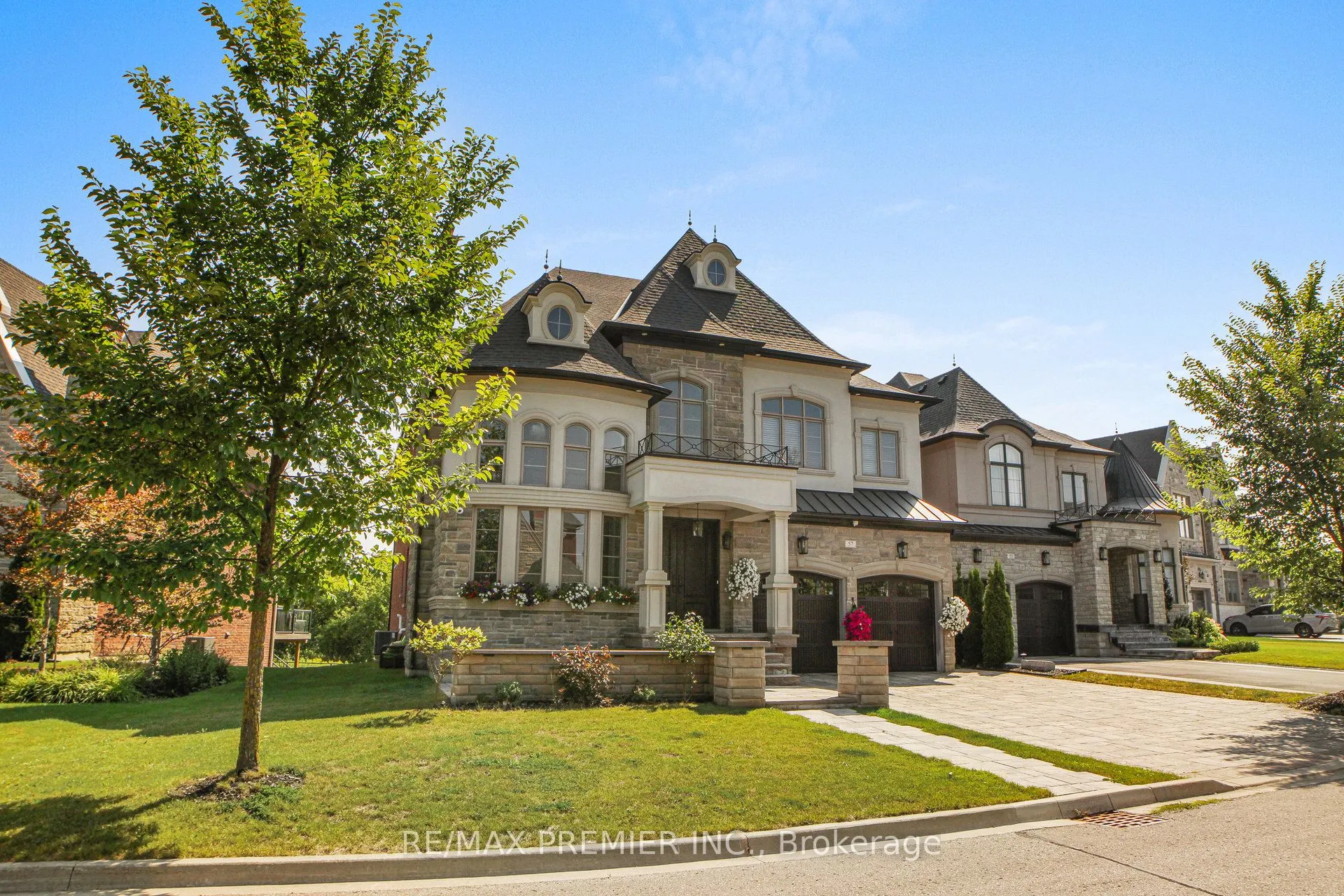 57 Hogan Court