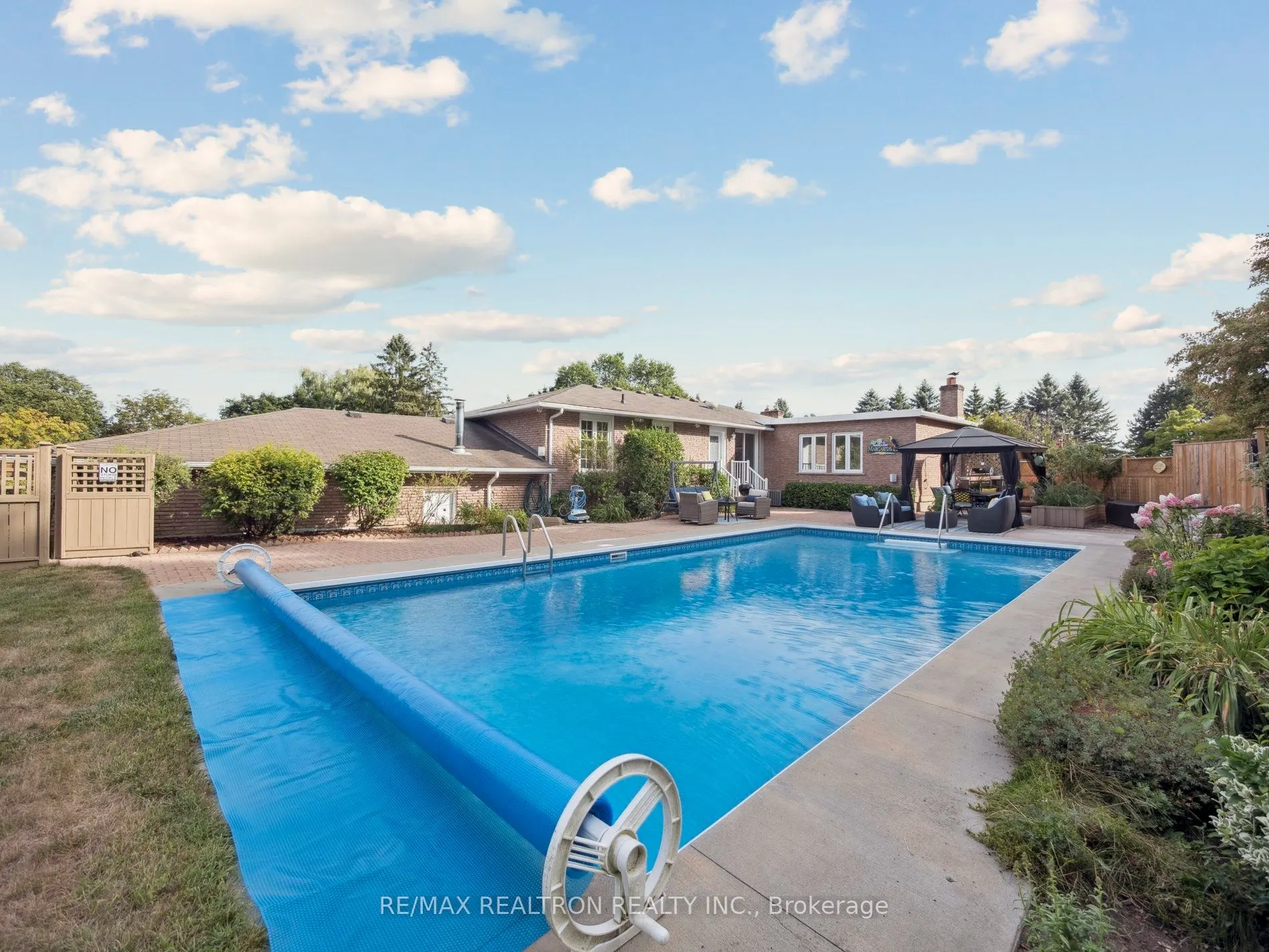 668 Mount Albert Road