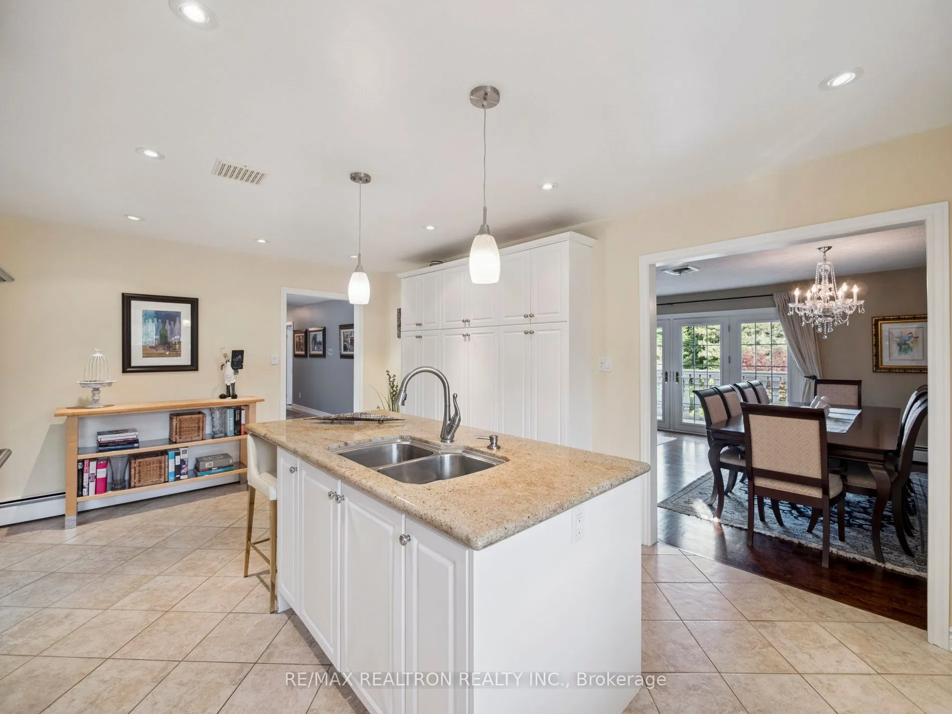 668 Mount Albert Road