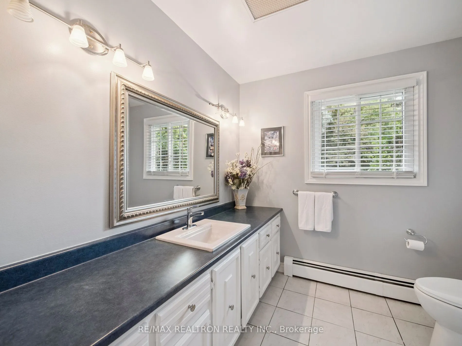 668 Mount Albert Road