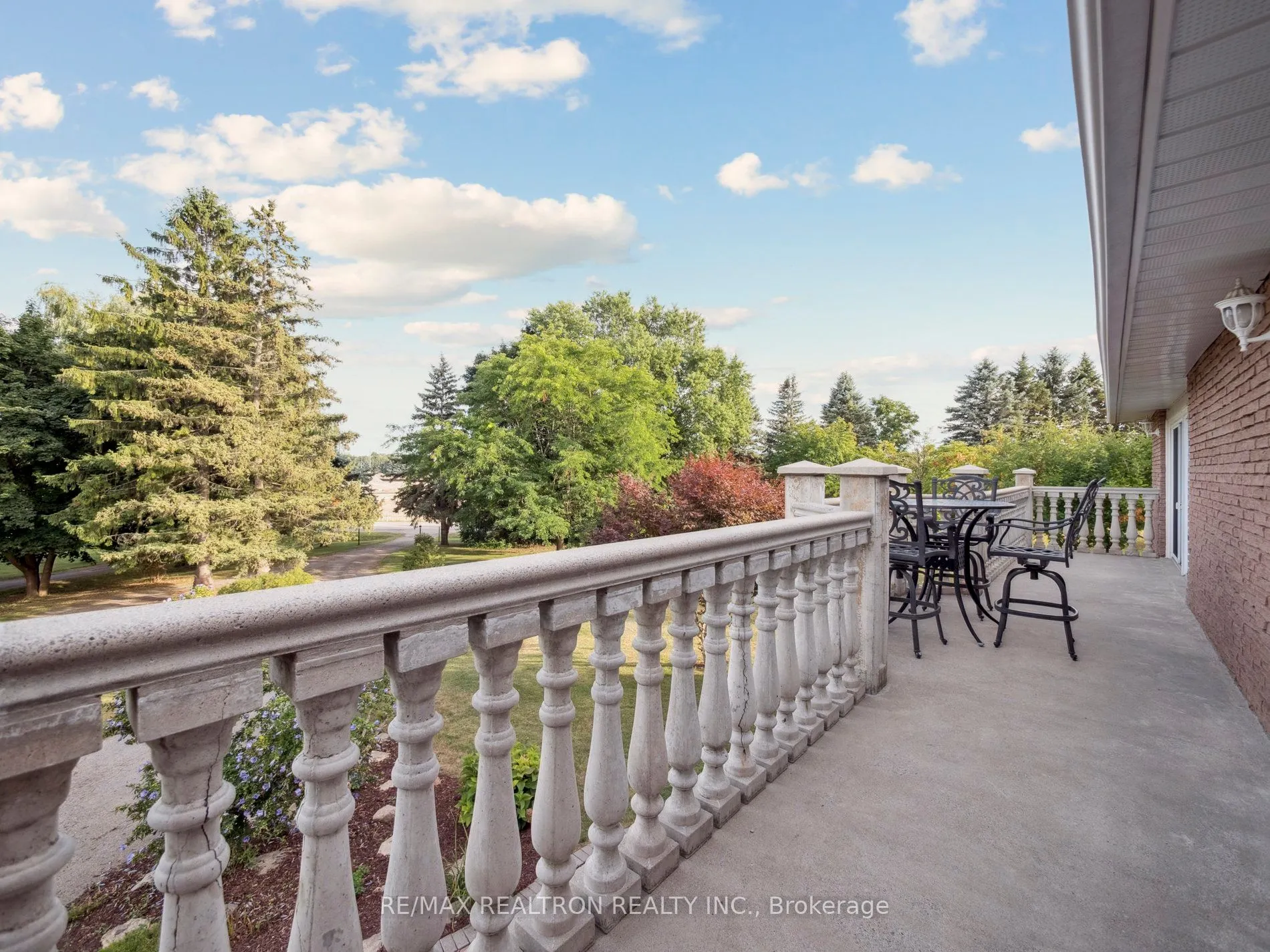 668 Mount Albert Road