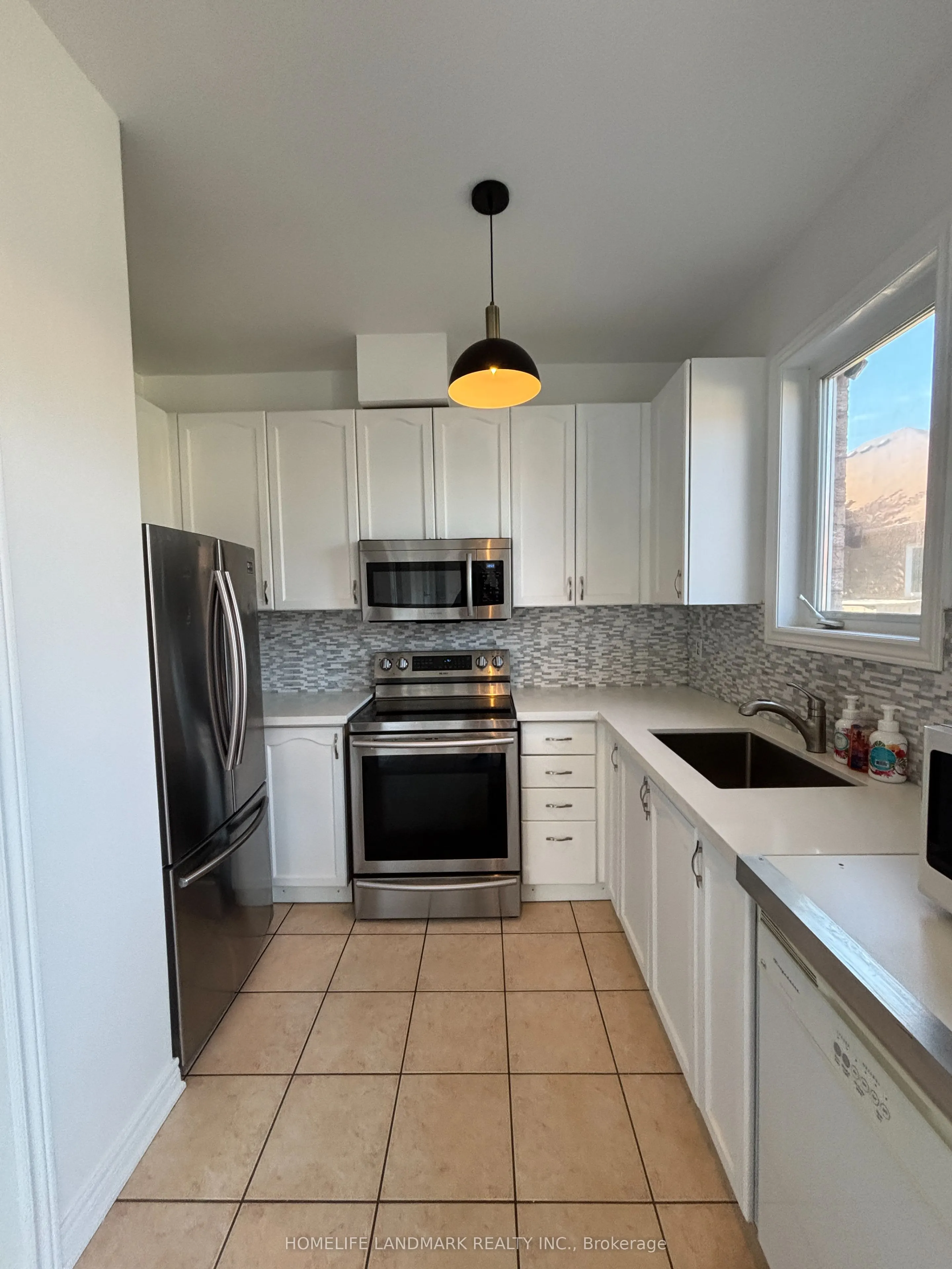312 Tall Grass Trail