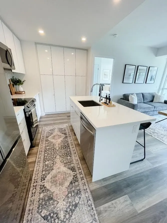 415 Sea Ray Avenue, #320