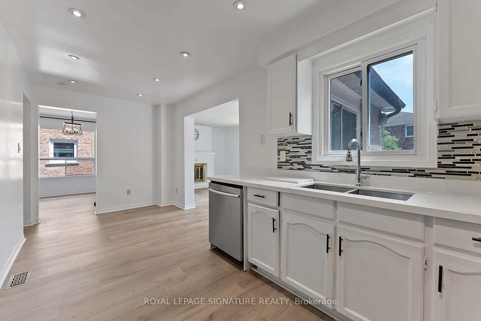 47 Dunbarton Court