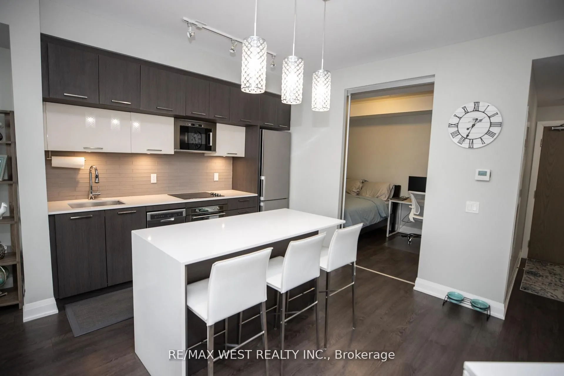 4800 Highway 7 Road, #222