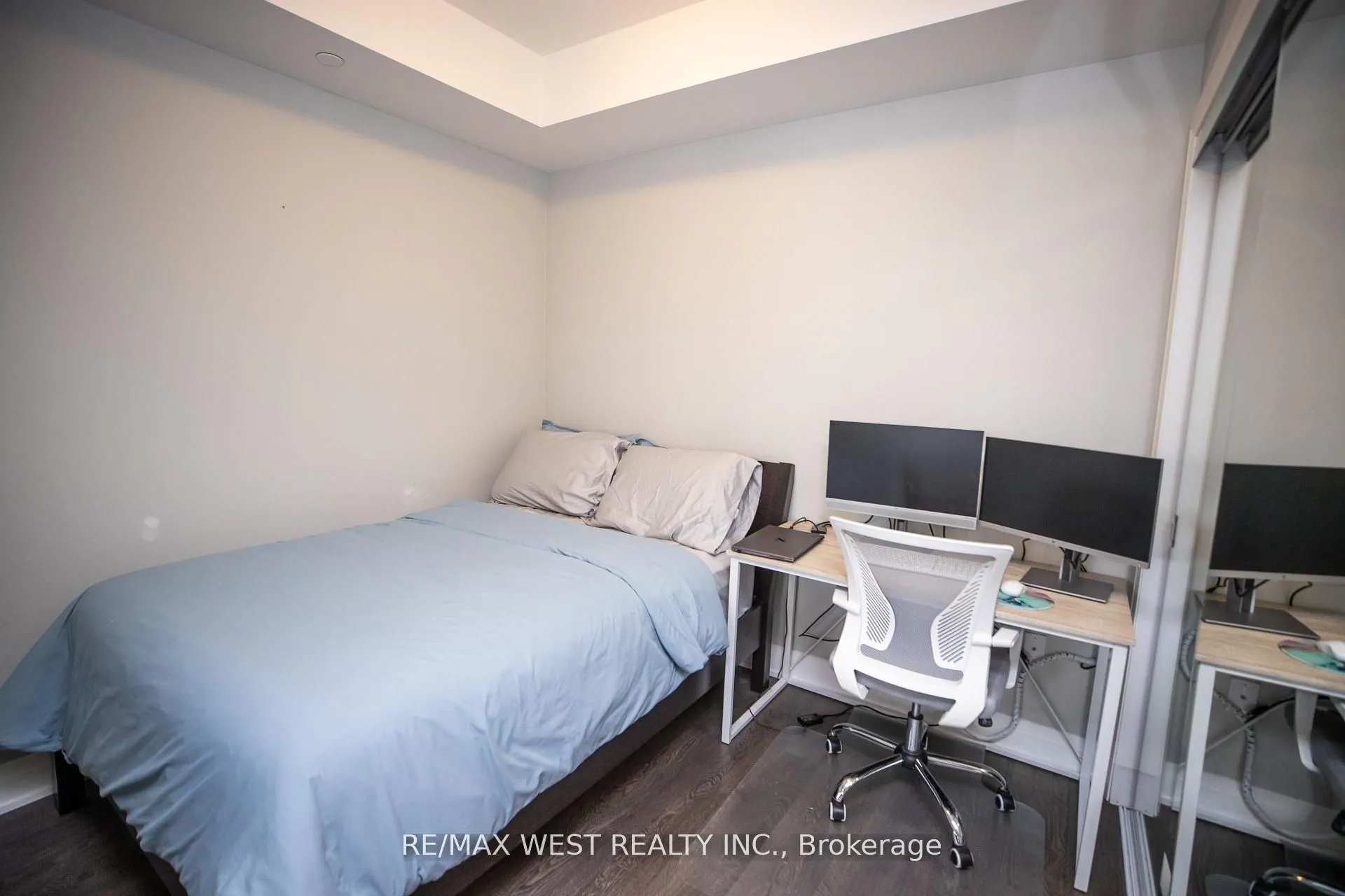 4800 Hwy 7 Road, #222