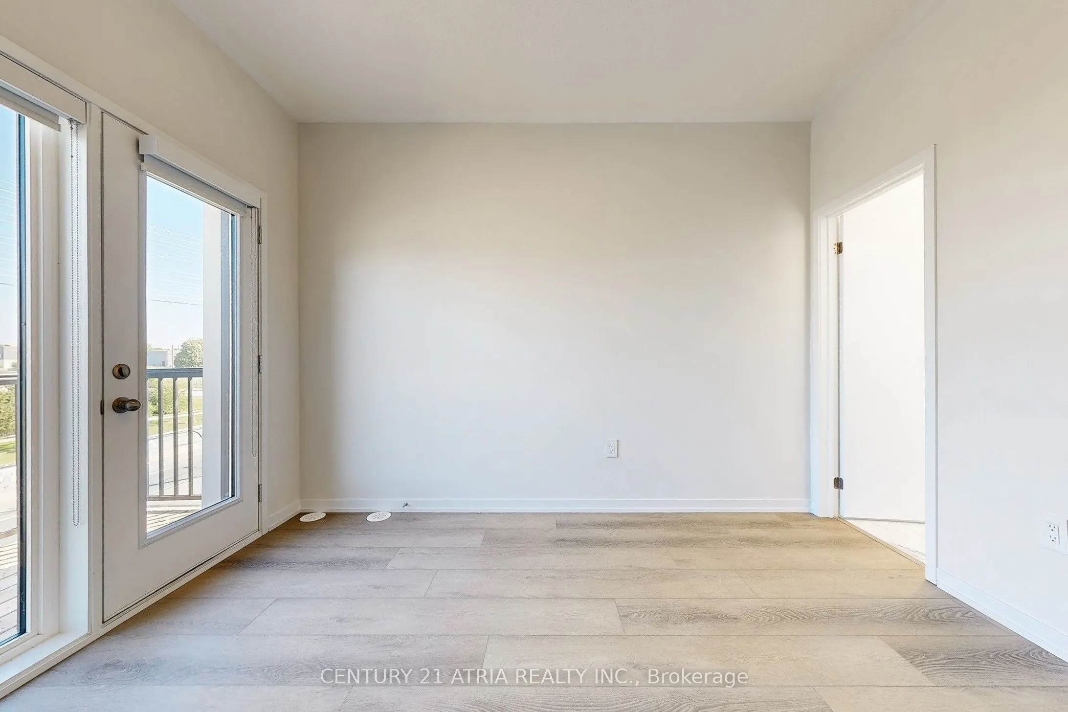52 Matawin Lane, #52