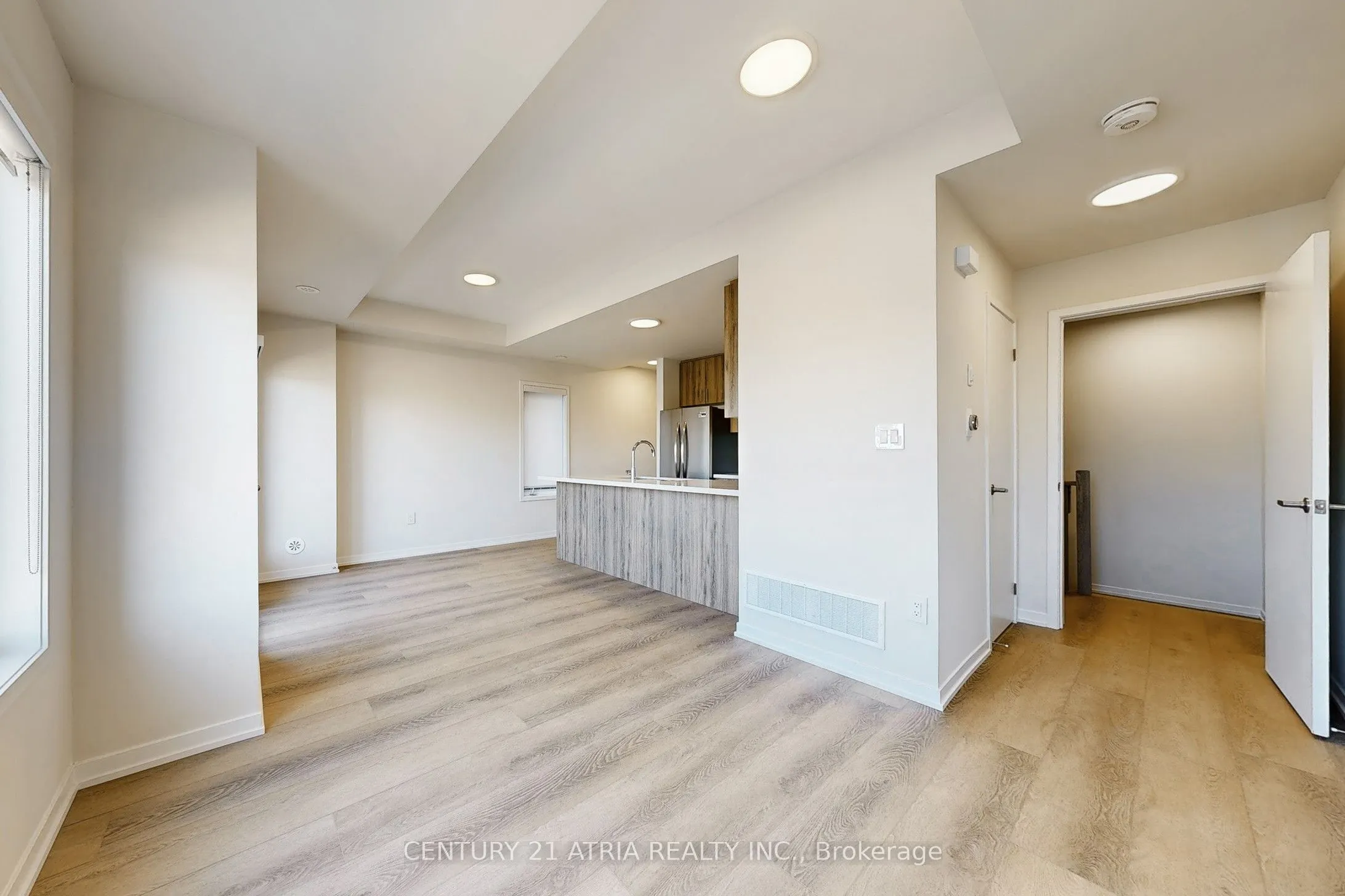 52 Matawin Lane, #52