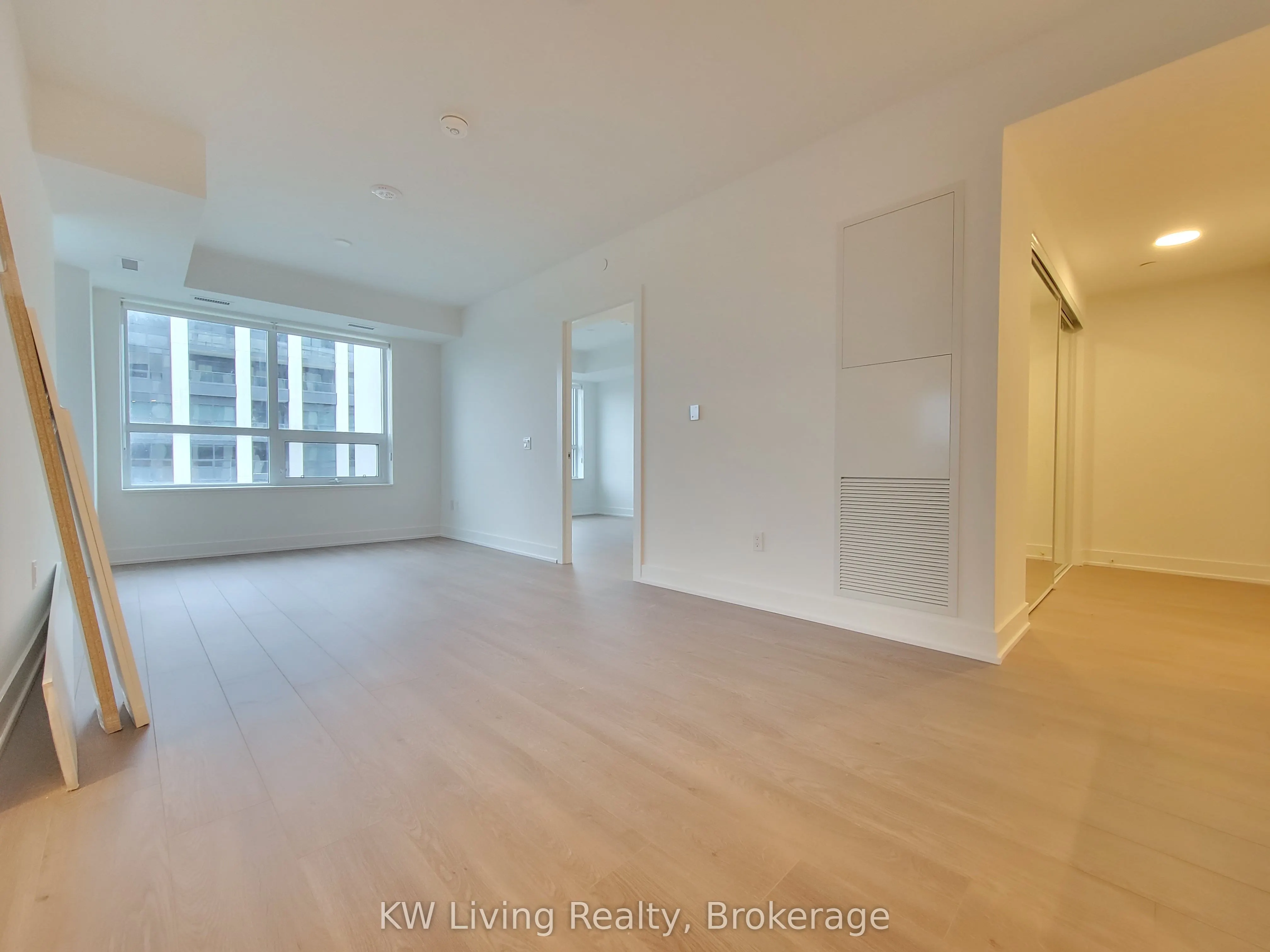 8 Cedarland Drive, #1802
