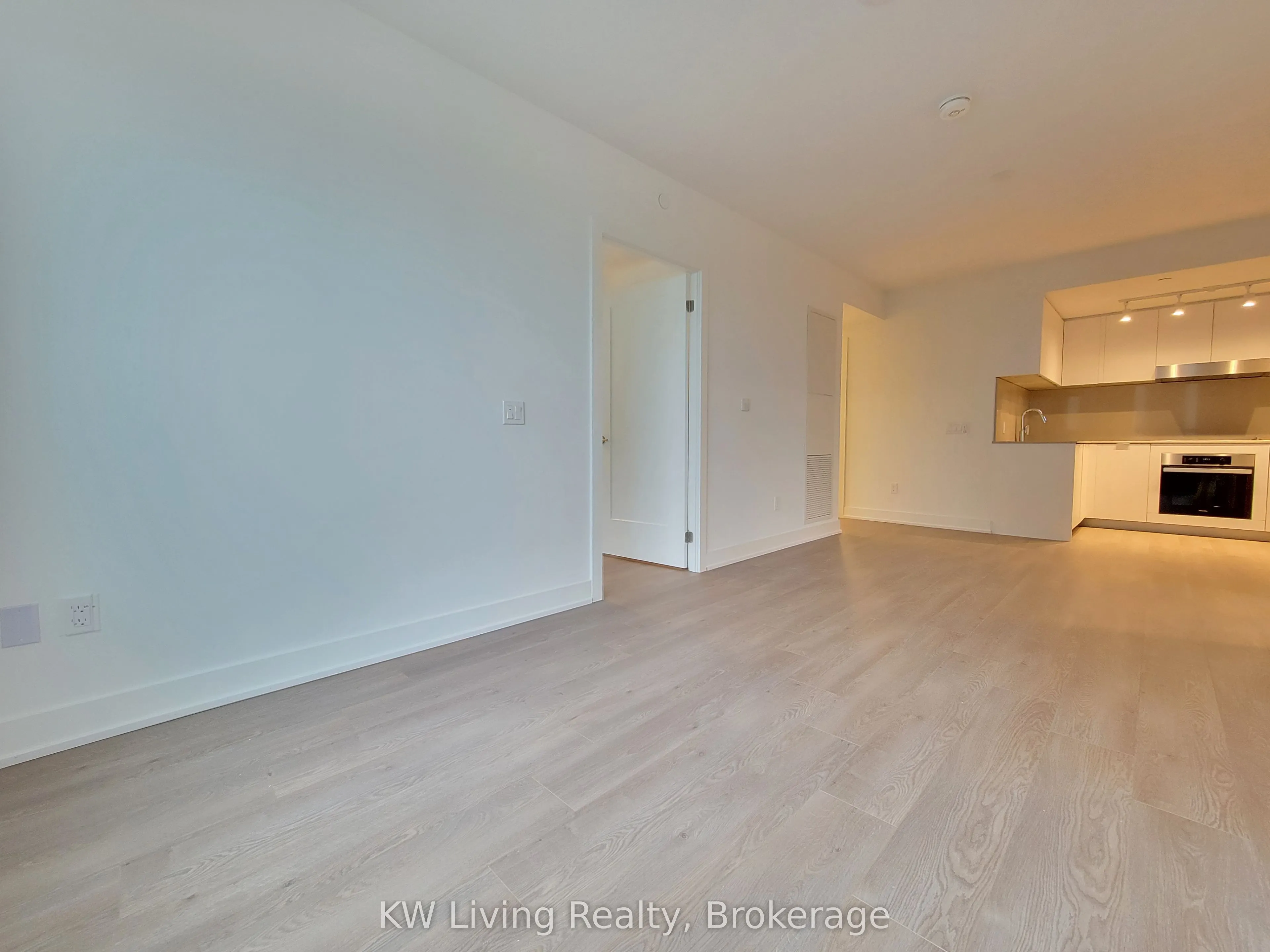 8 Cedarland Drive, #1802