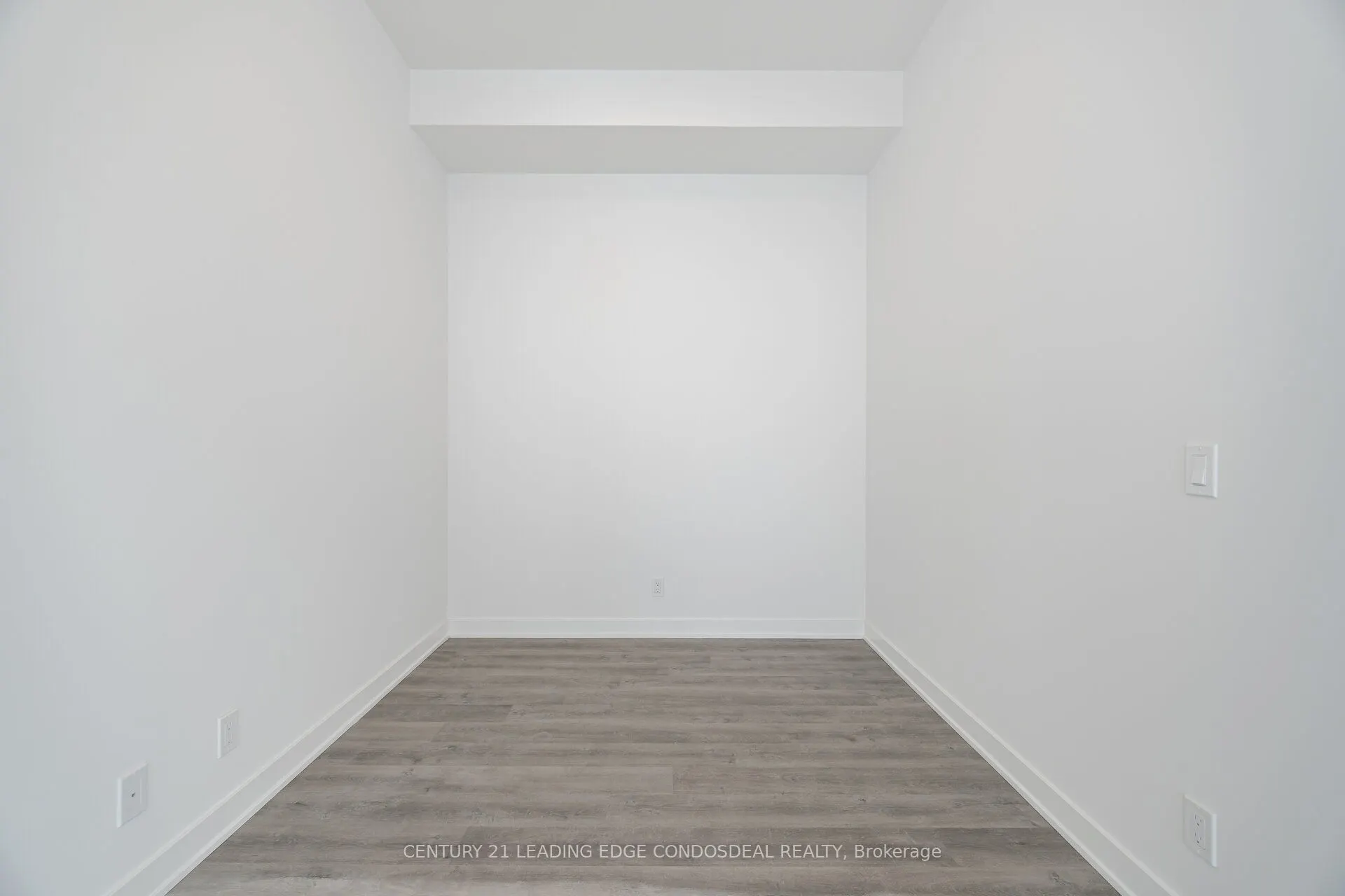 30 Upper Mall Way, #PH03
